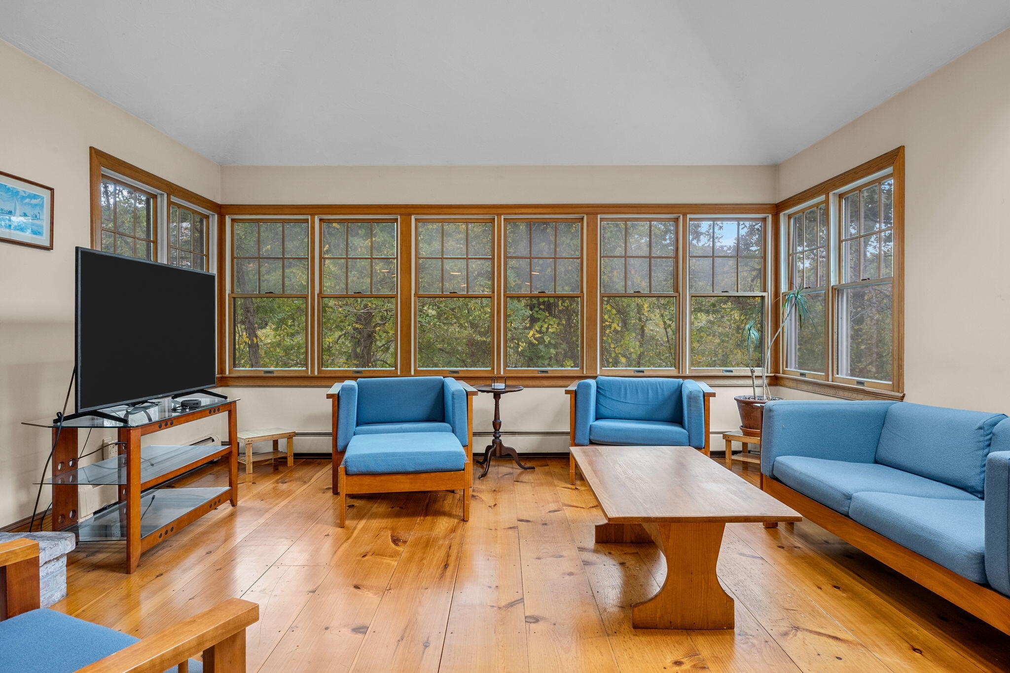 24 Minnetuxet Way