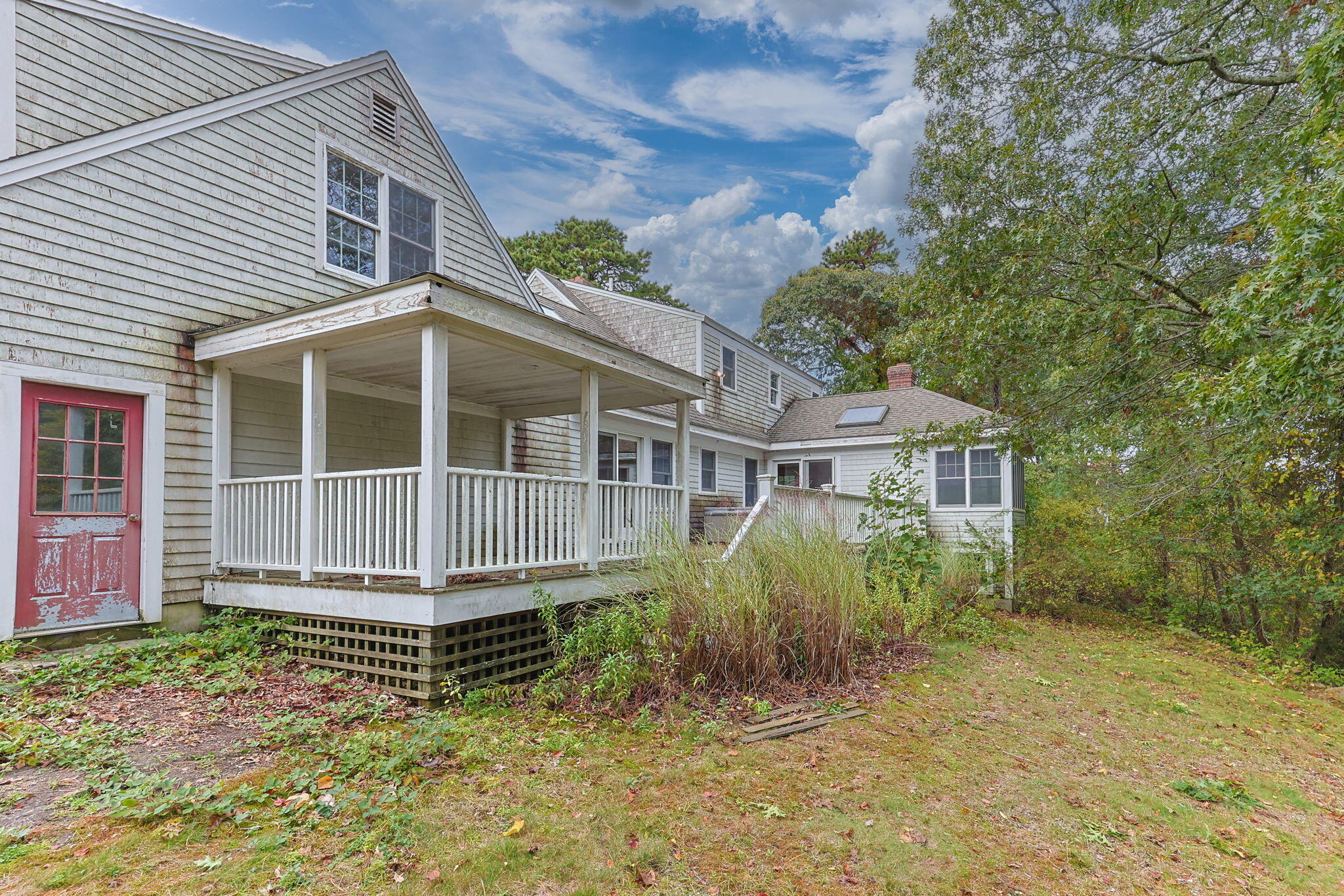 24 Minnetuxet Way