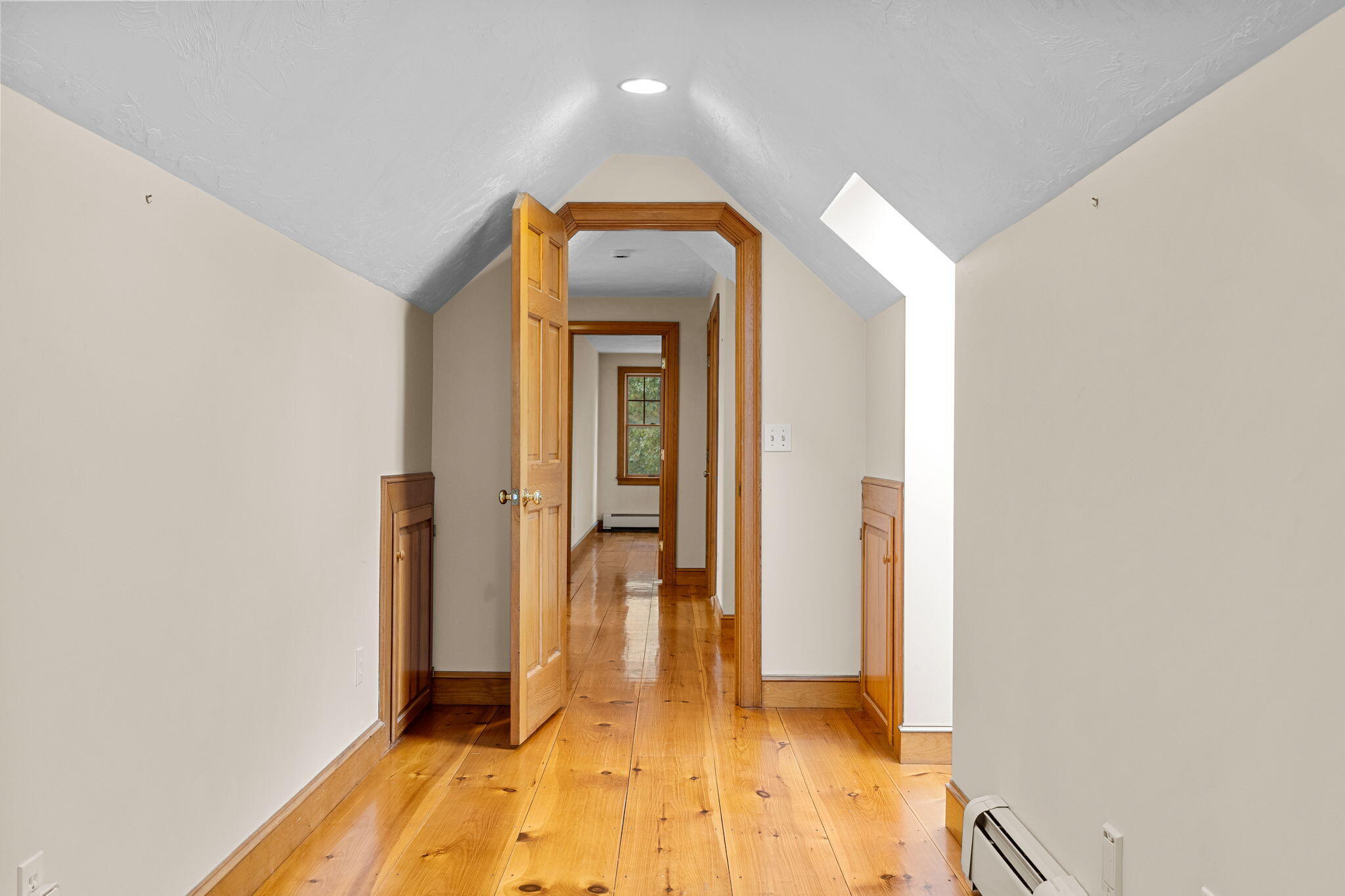 24 Minnetuxet Way