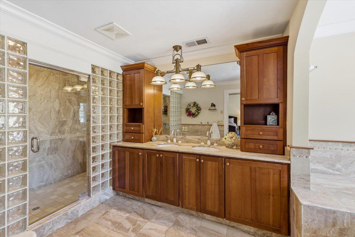 61 Airpark Drive
