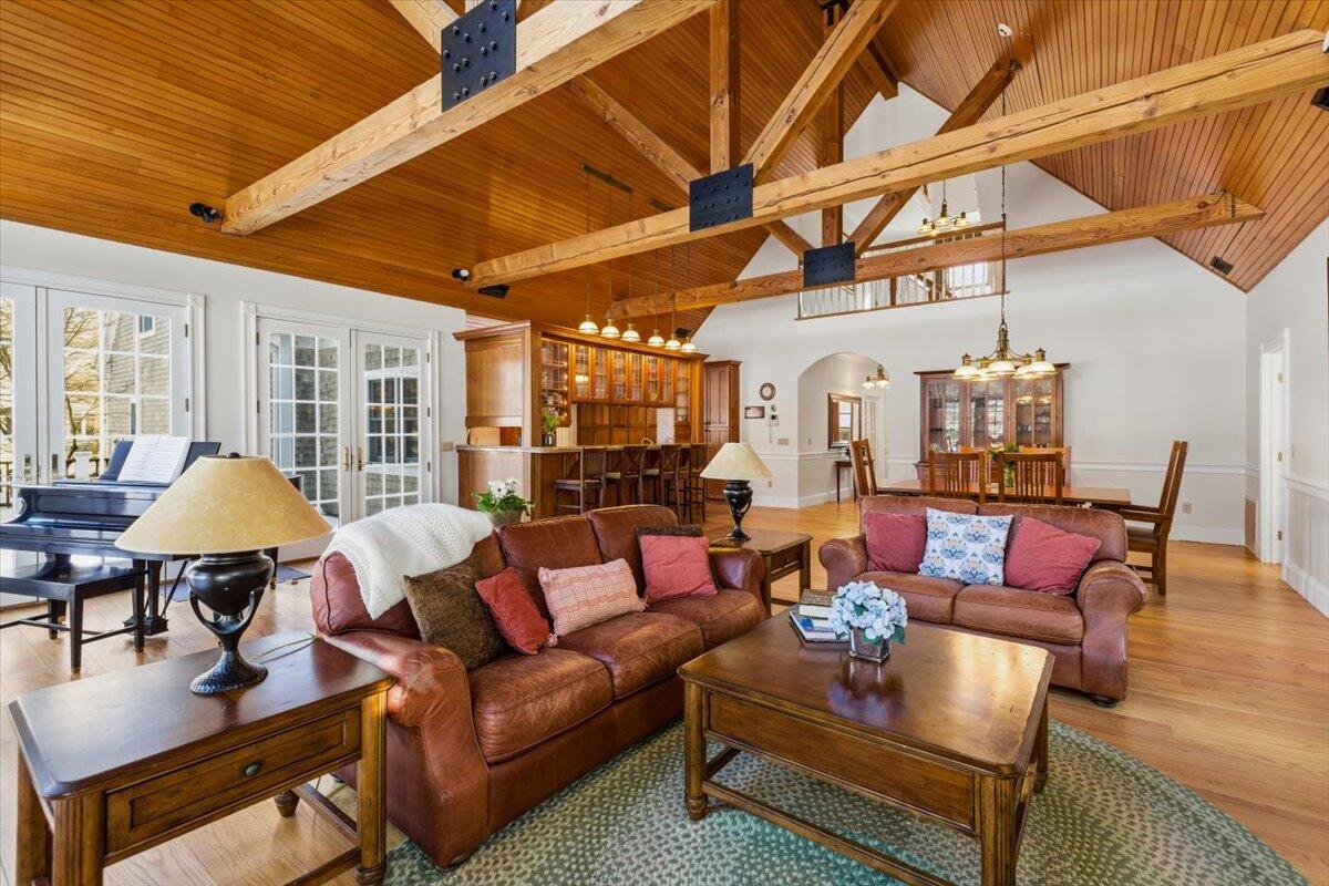 61 Airpark Drive