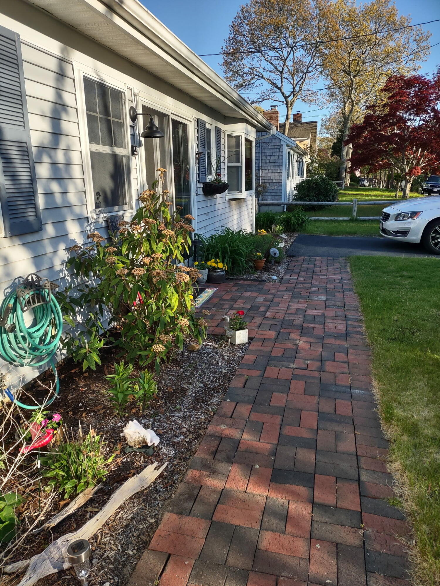 70 Trowbridge Path