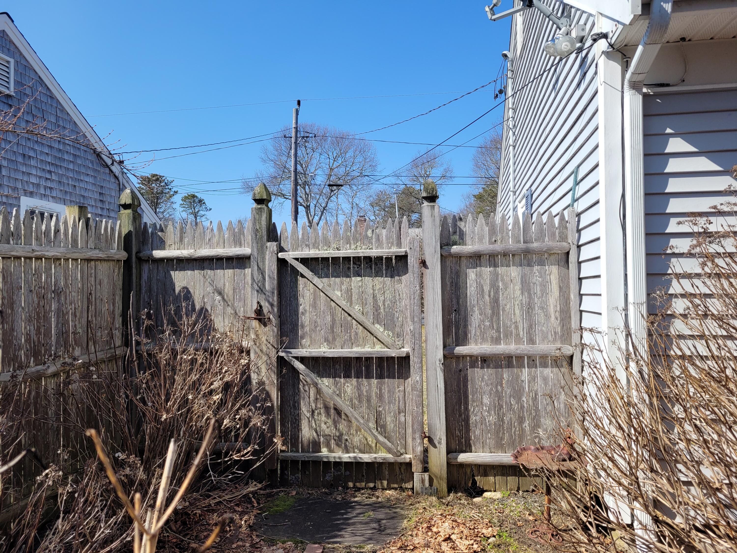 70 Trowbridge Path