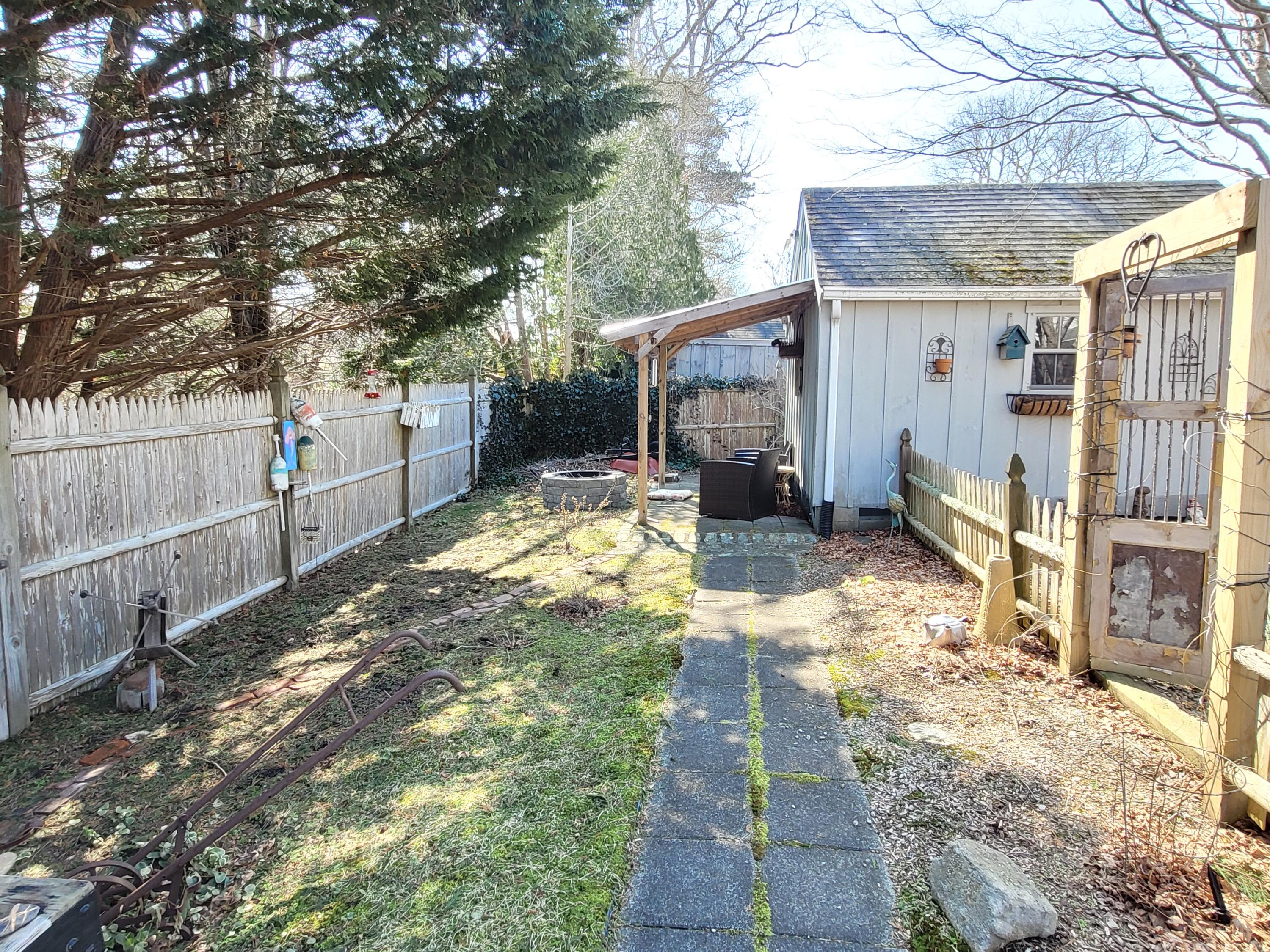 70 Trowbridge Path