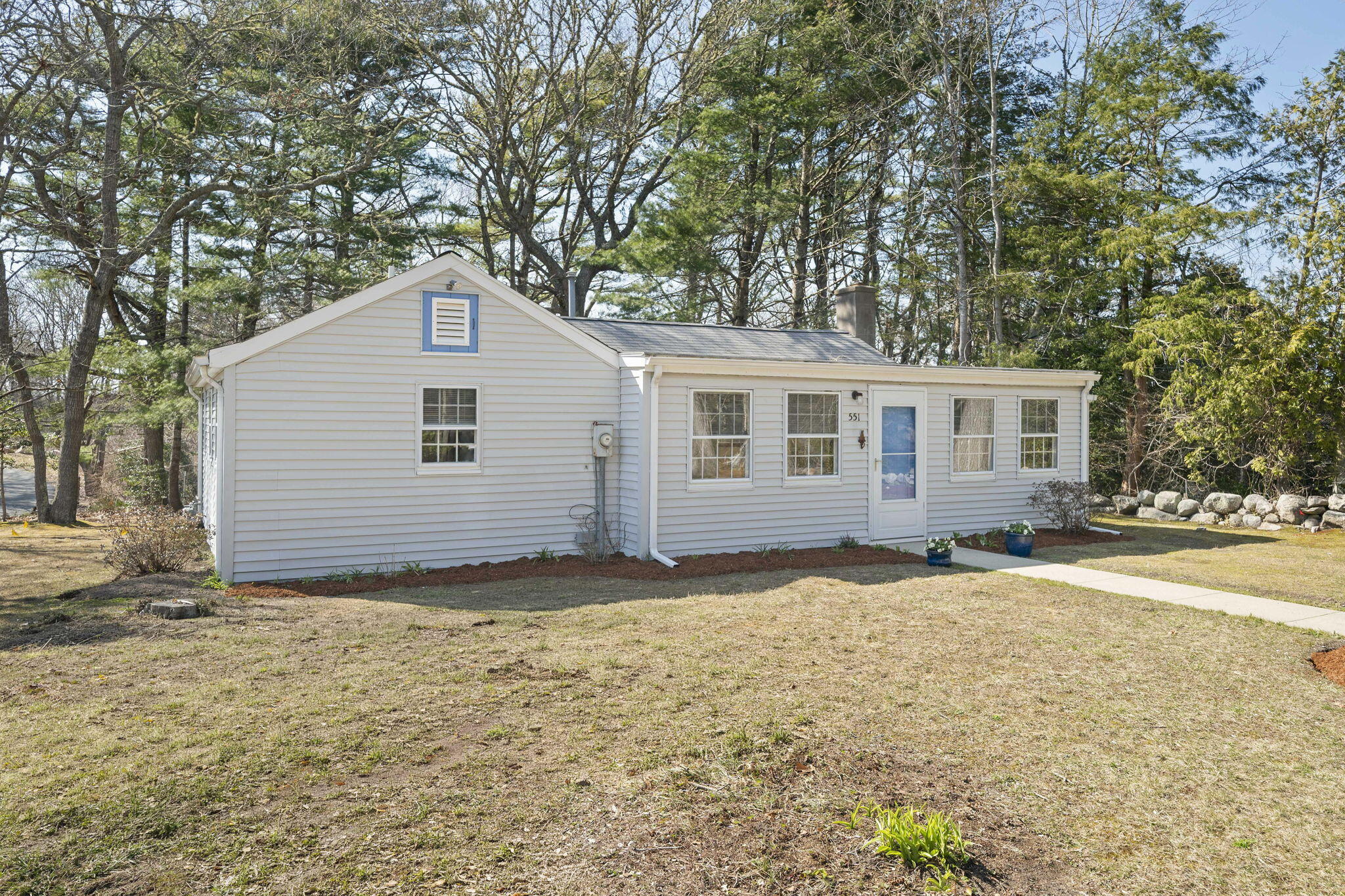 551 Shore Road