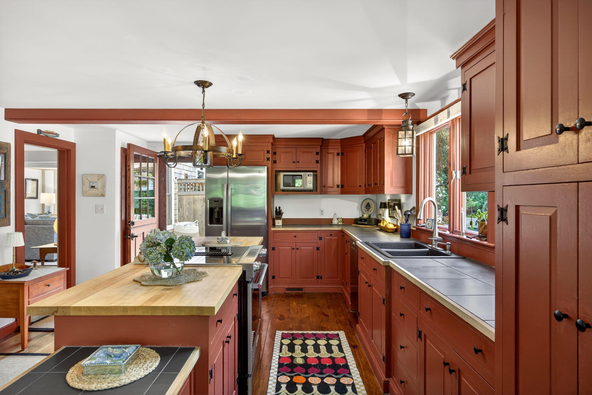 252 Massachusetts 6A