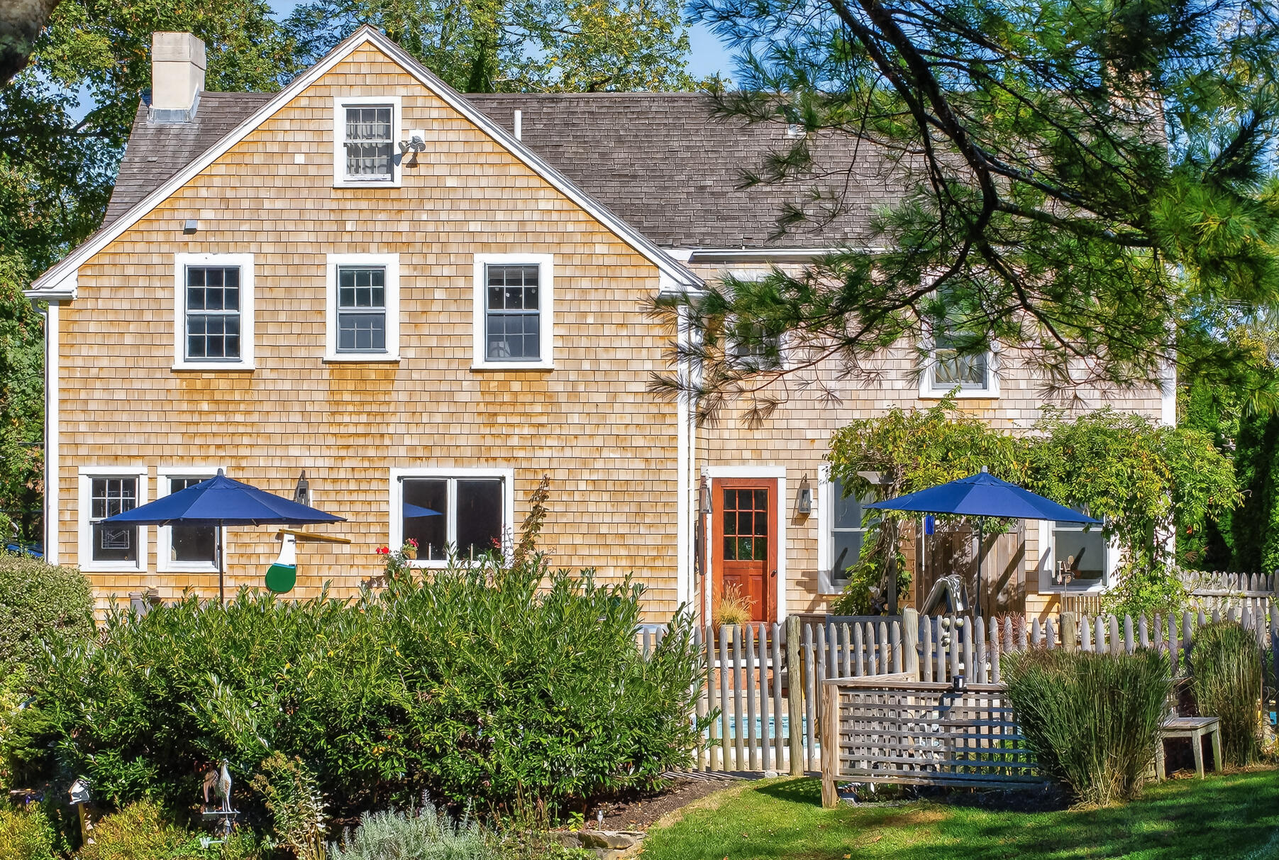 252 Massachusetts 6A