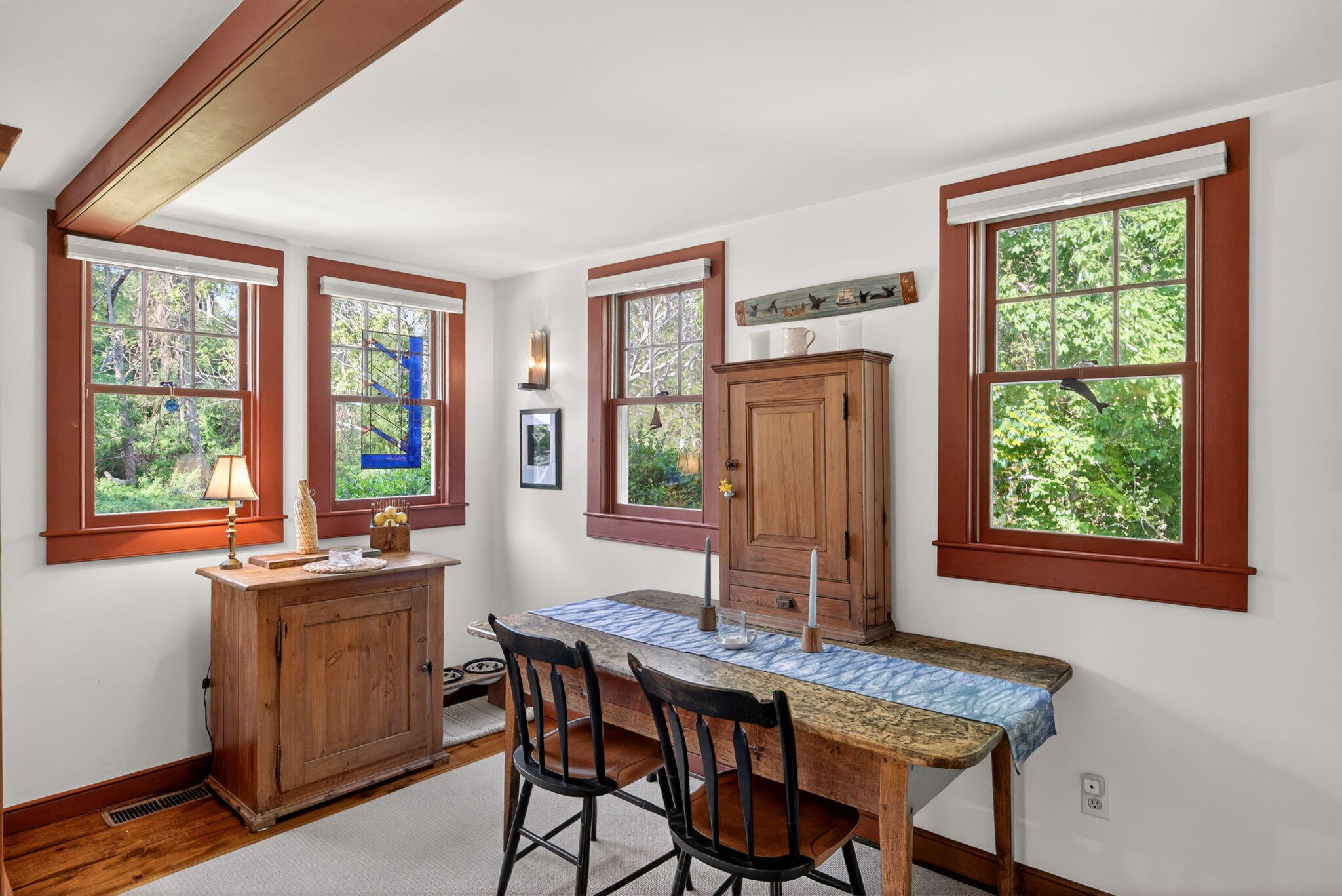 252 Massachusetts 6A