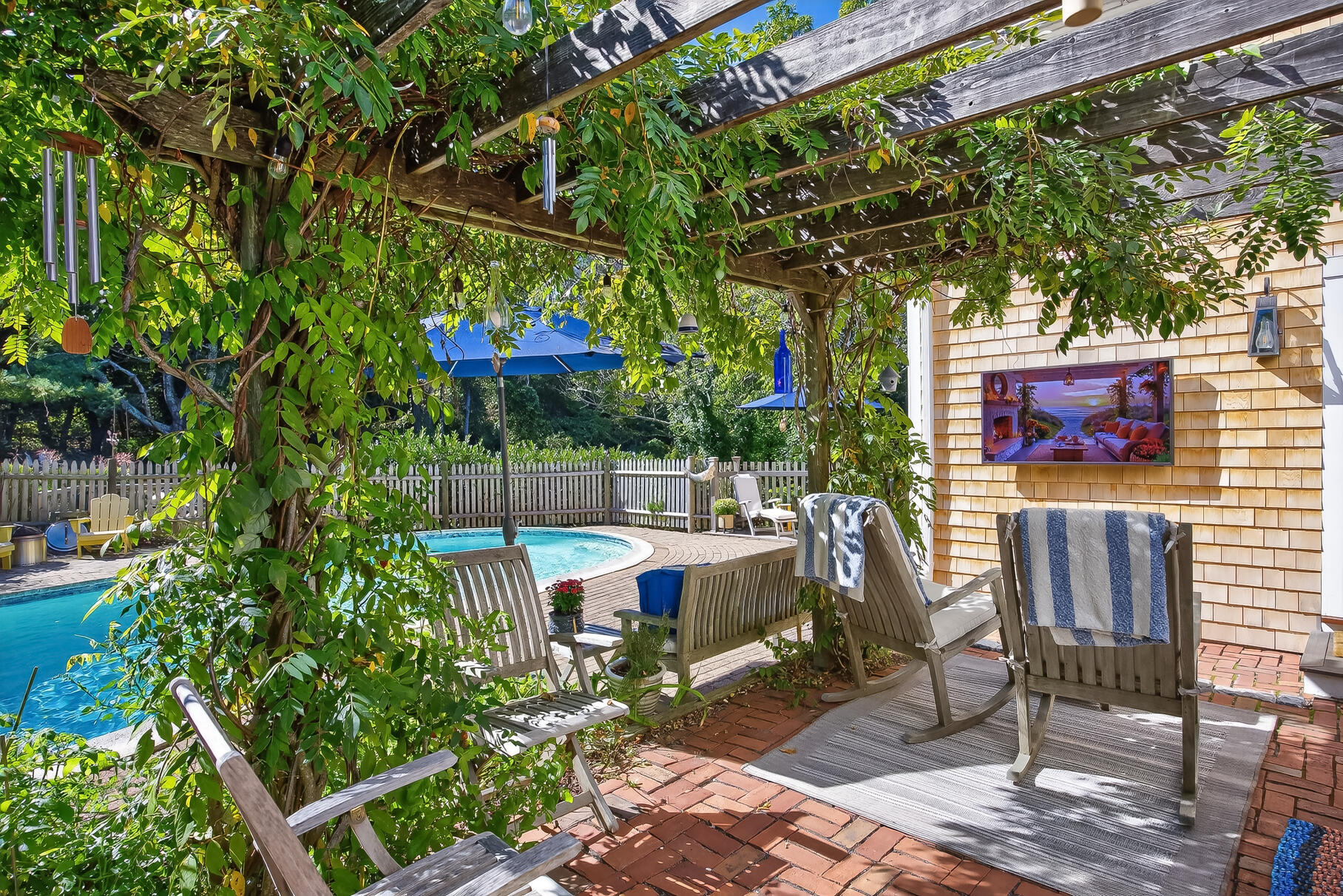 252 Massachusetts 6A