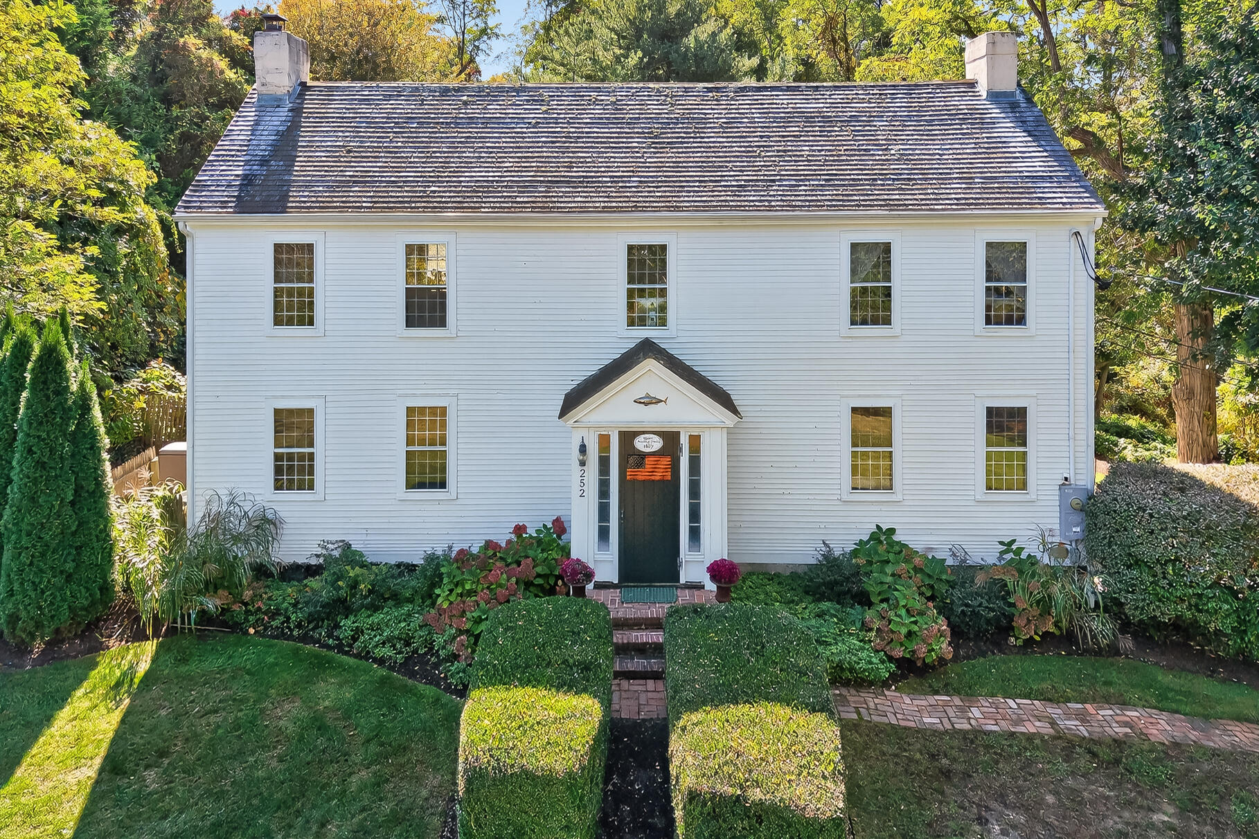 252 Massachusetts 6A