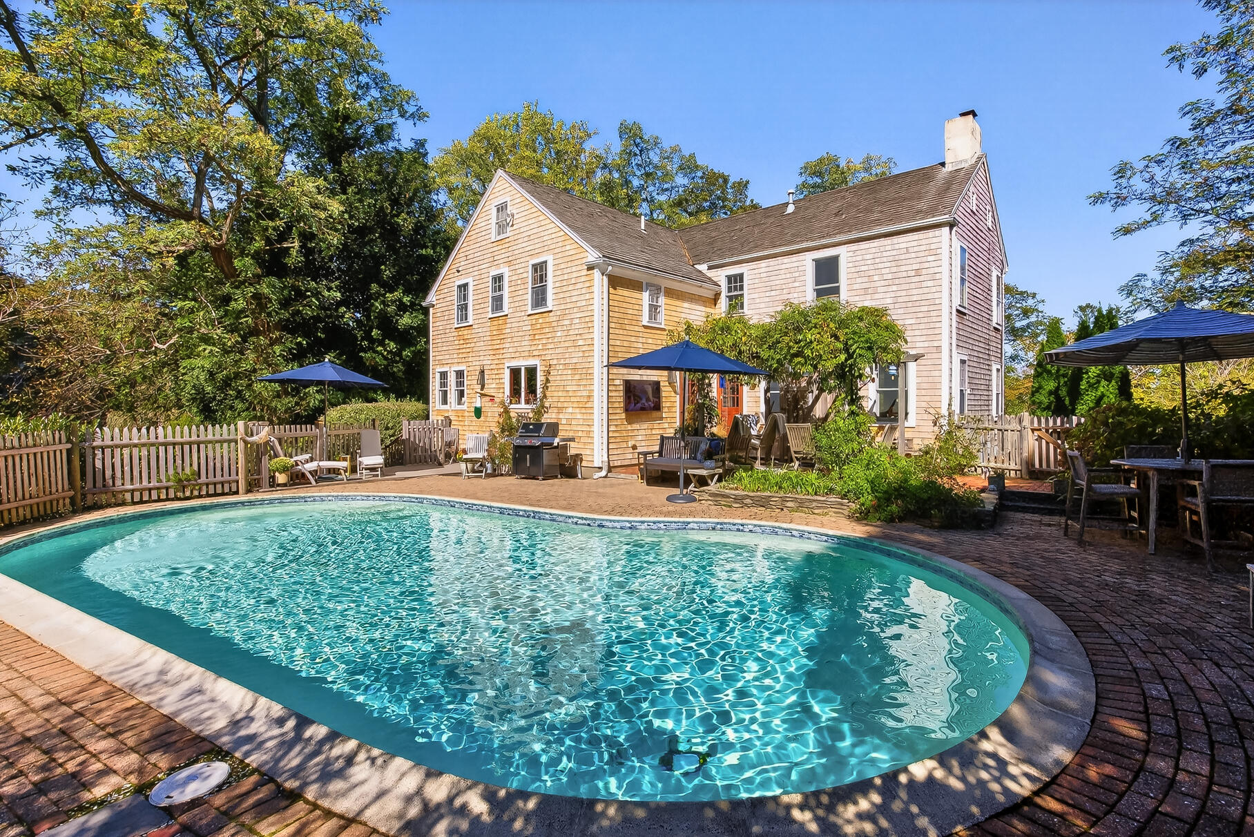 252 Massachusetts 6A