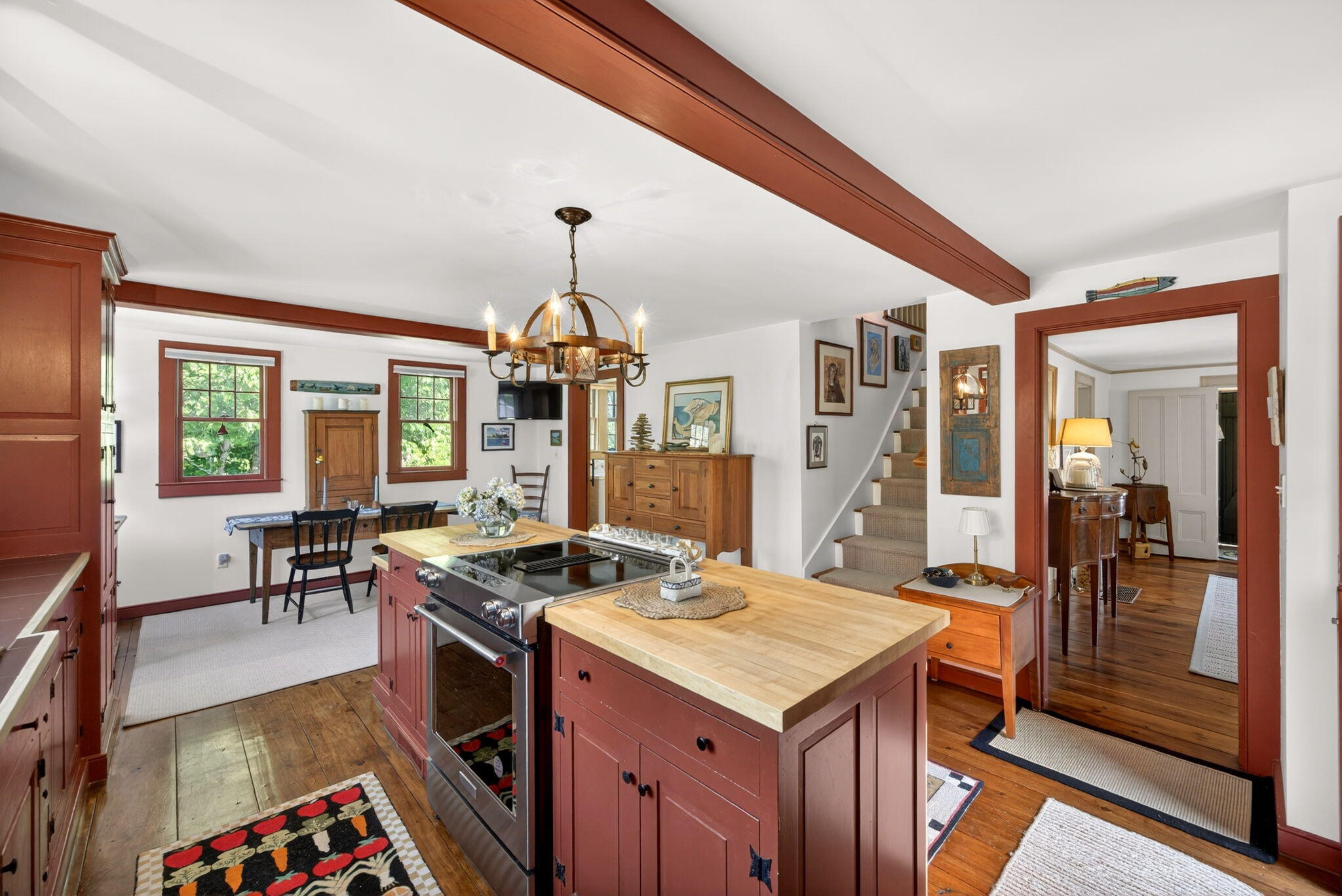 252 Massachusetts 6A
