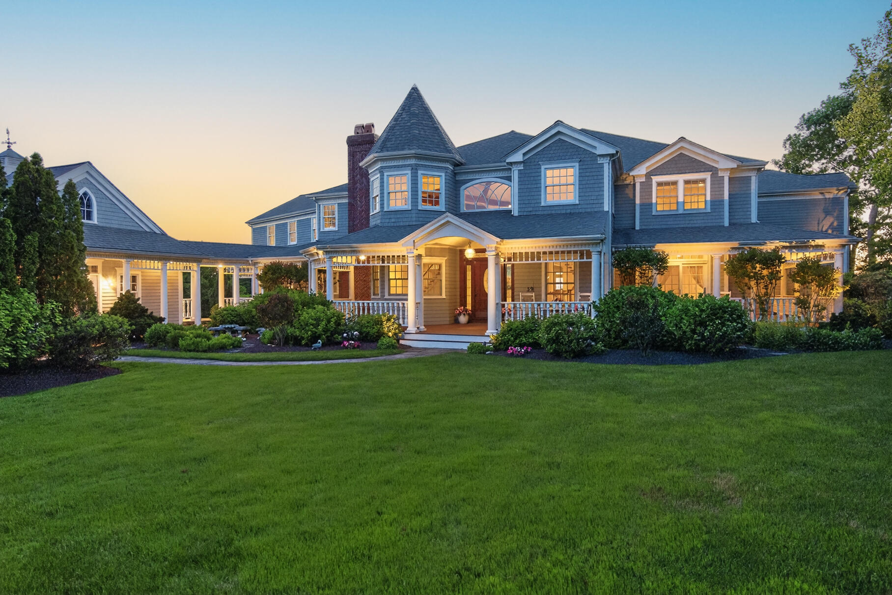 39 Naushon Road S