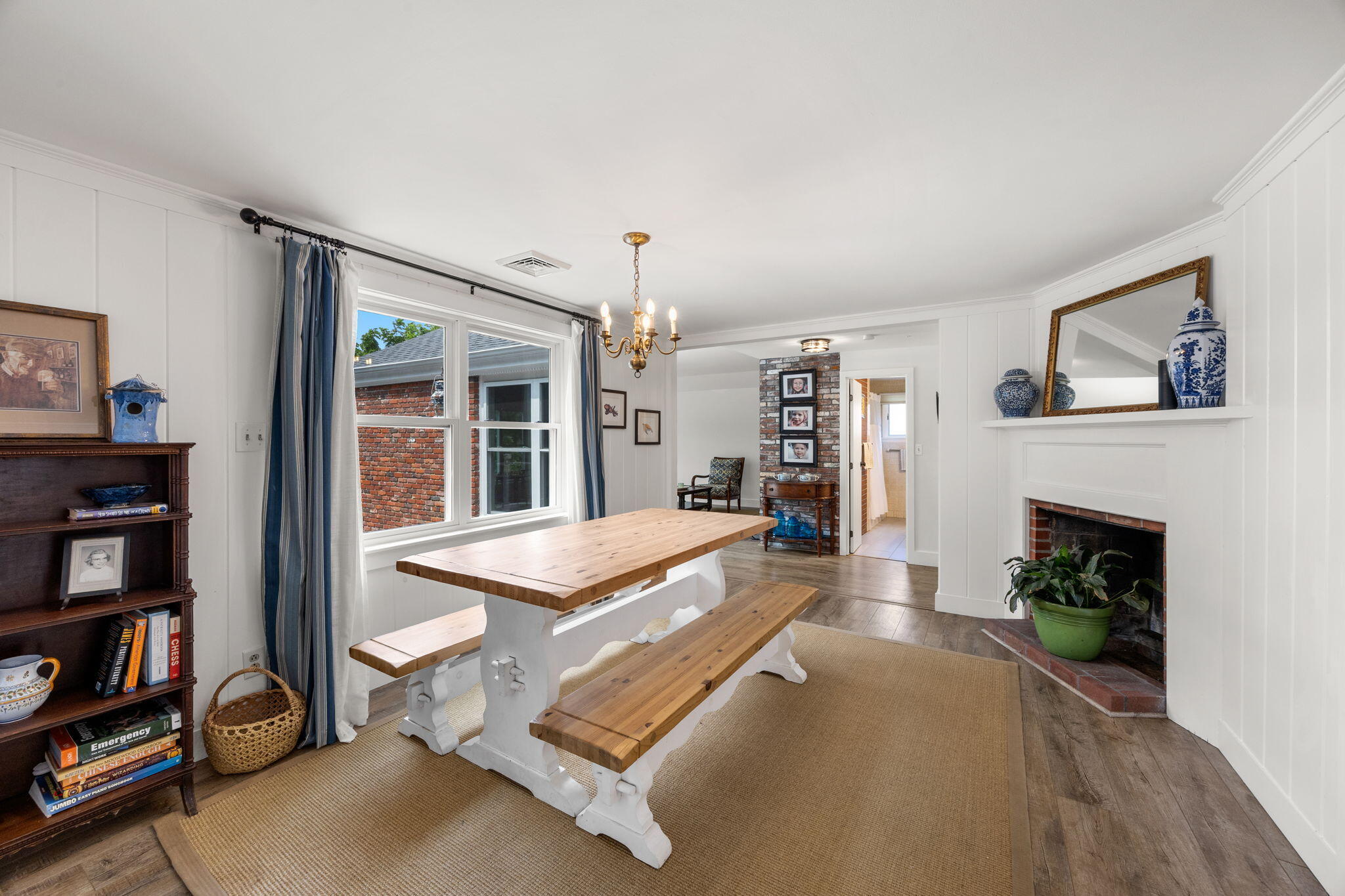 28 Frazar Road