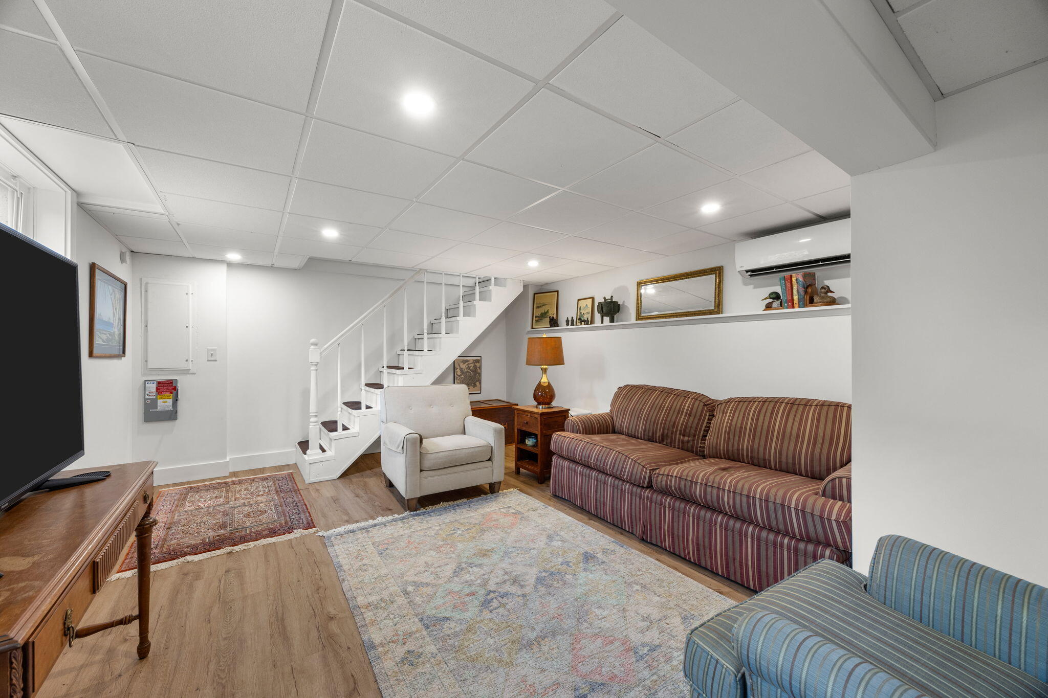 28 Frazar Road