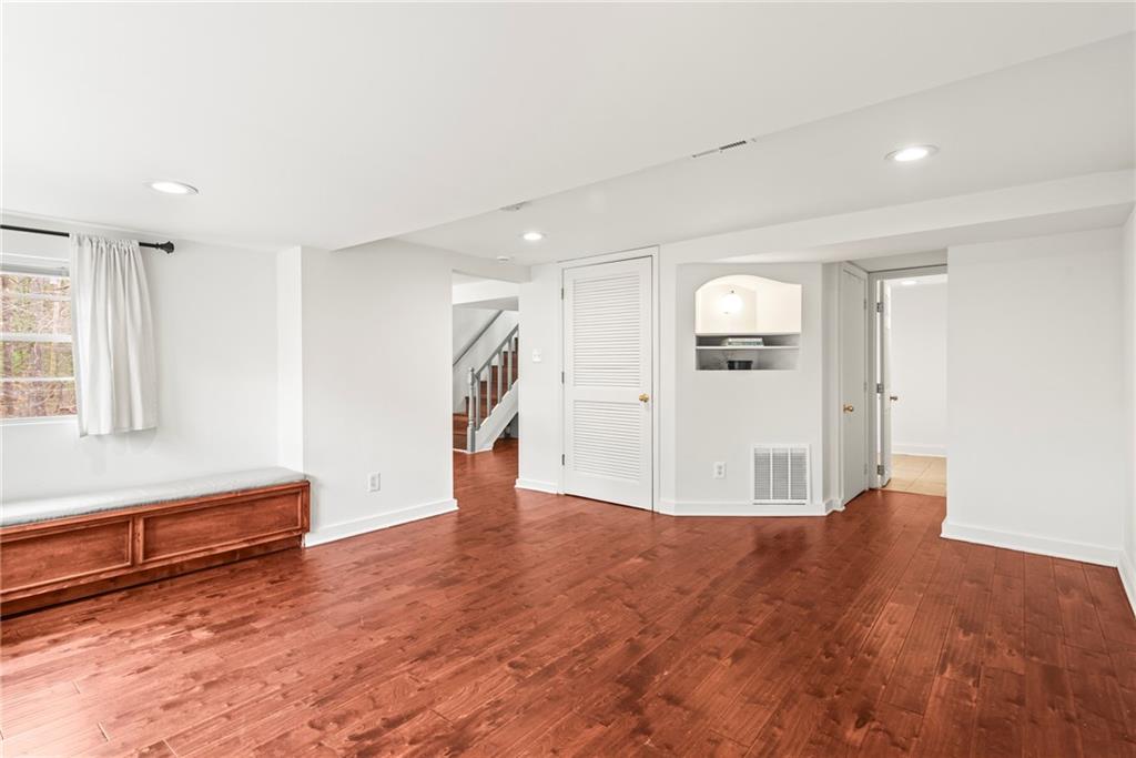 106 Maple Street