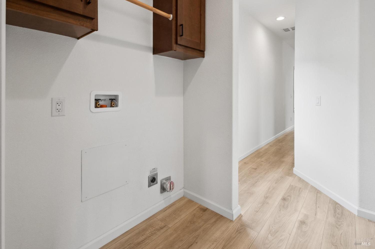 2130 Redwood Hwy #F14