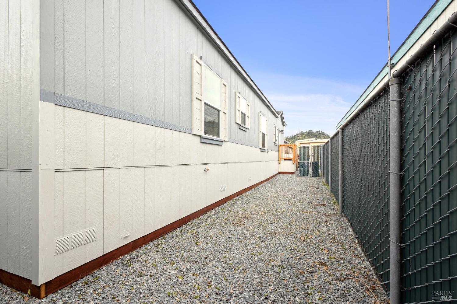 2130 Redwood Hwy #F14