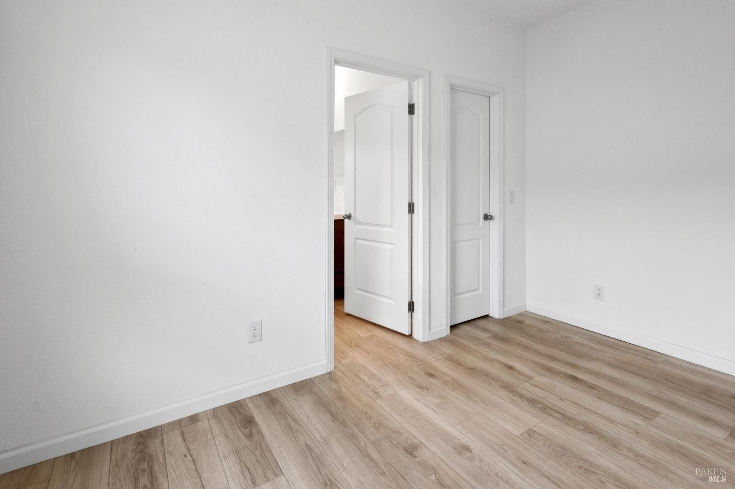 2130 Redwood Hwy #F14