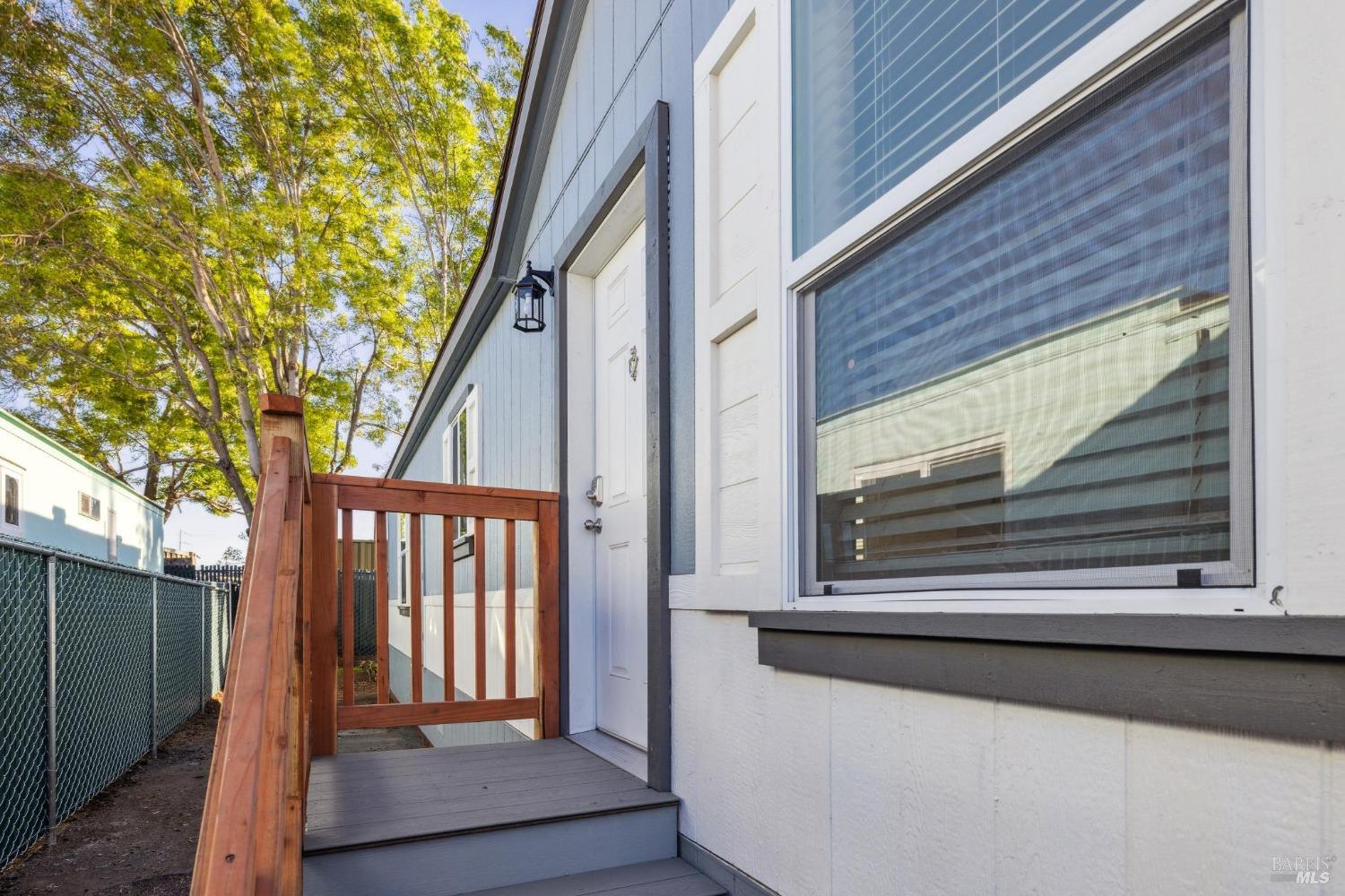 2130 Redwood Hwy #D1