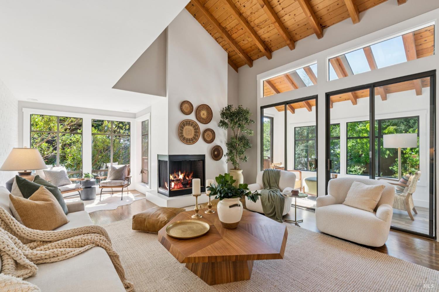 14 Oak Forest Rd