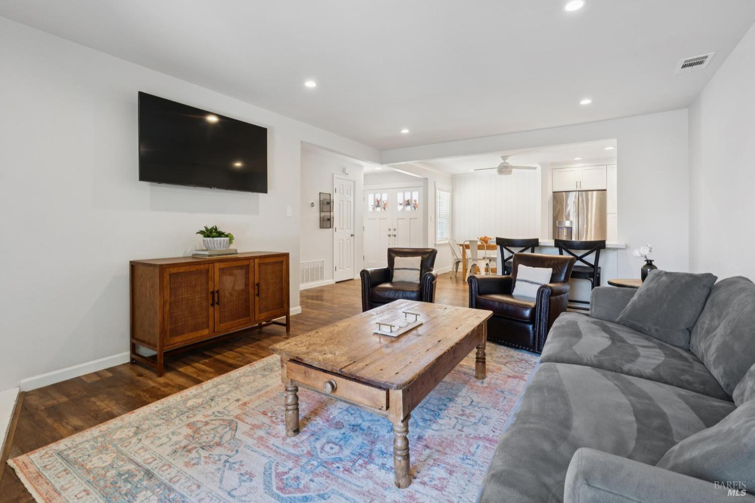 73 Alta Dr