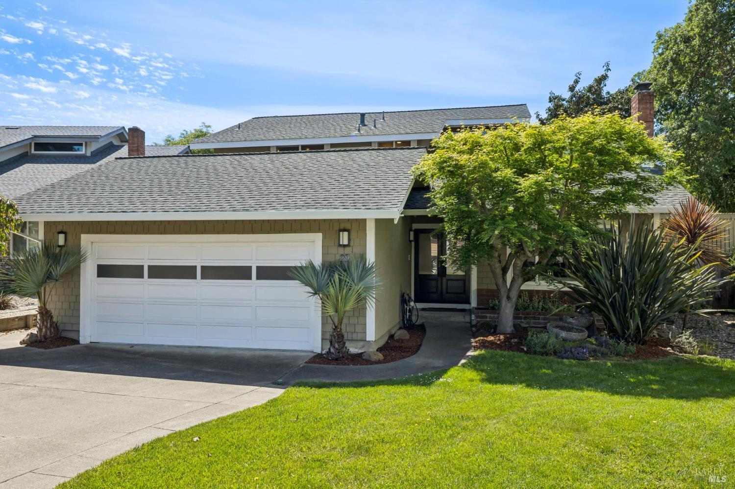 29 Andreas Circle