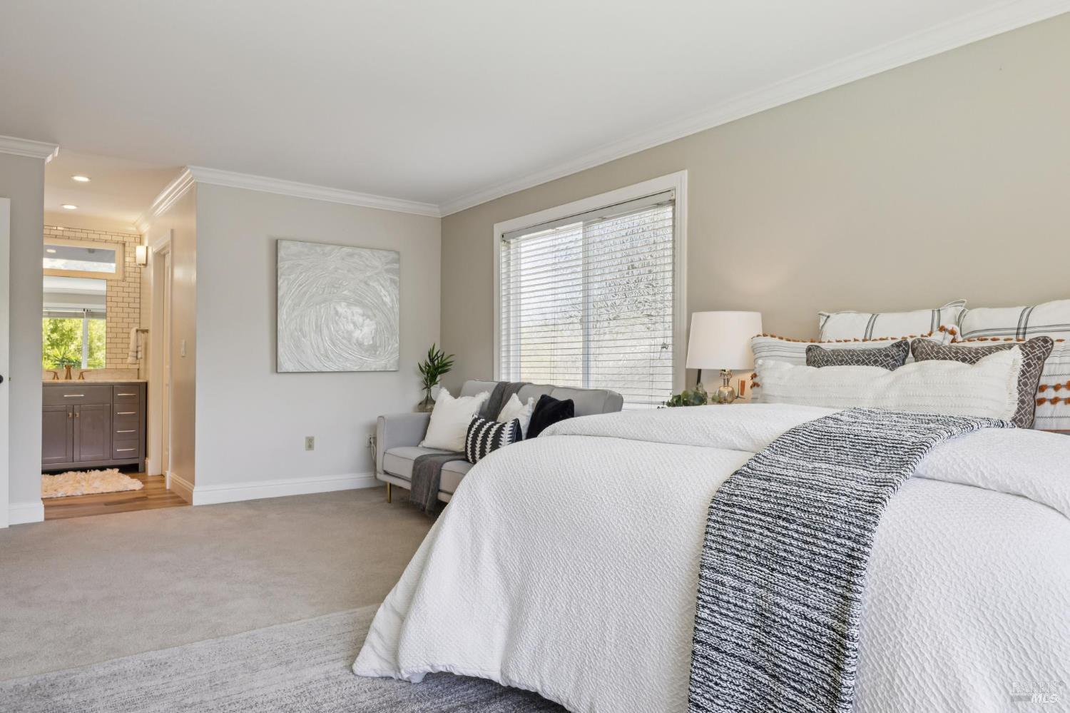 29 Andreas Circle