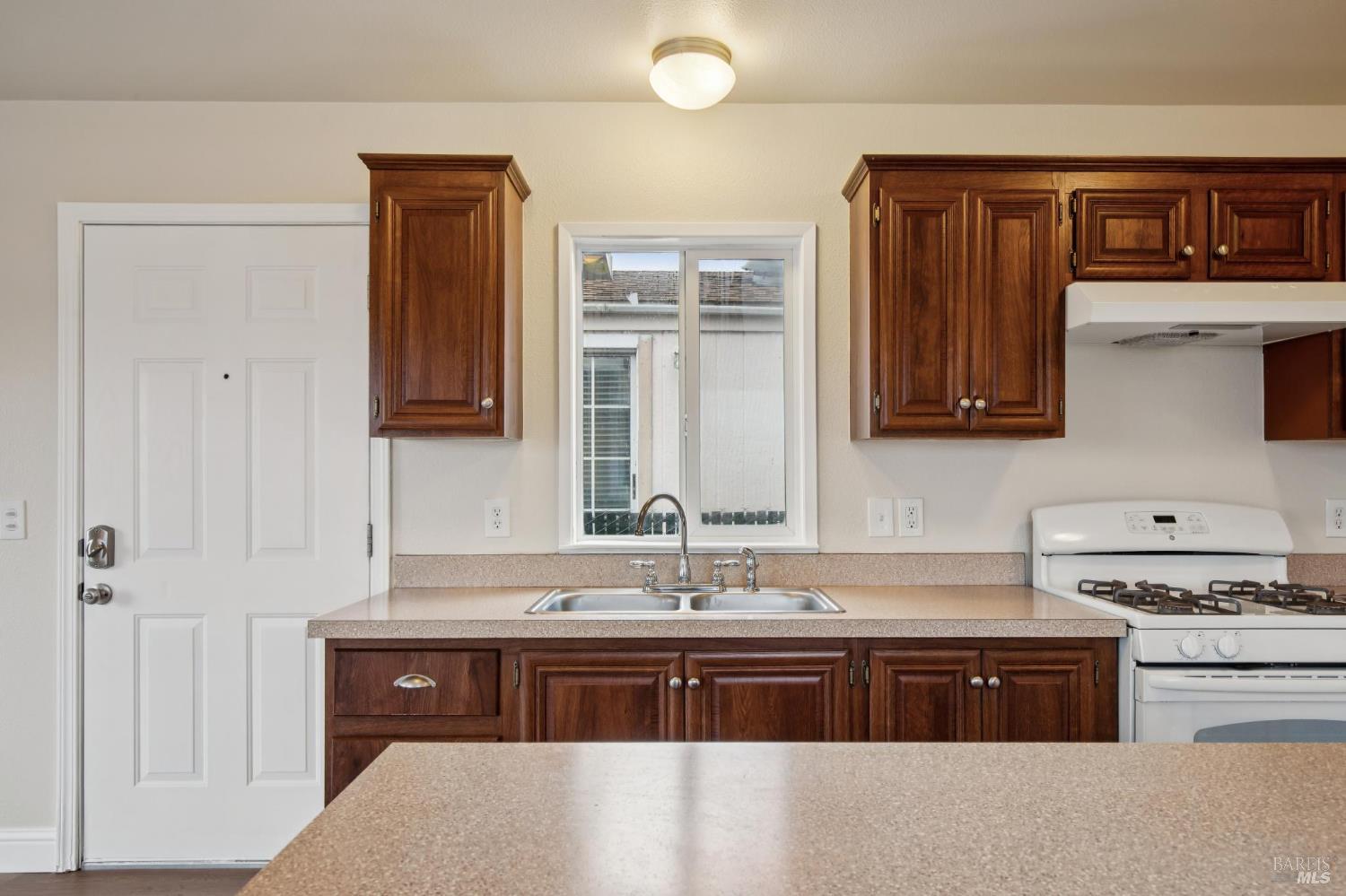 2130 Redwood Highway Unit: #C15