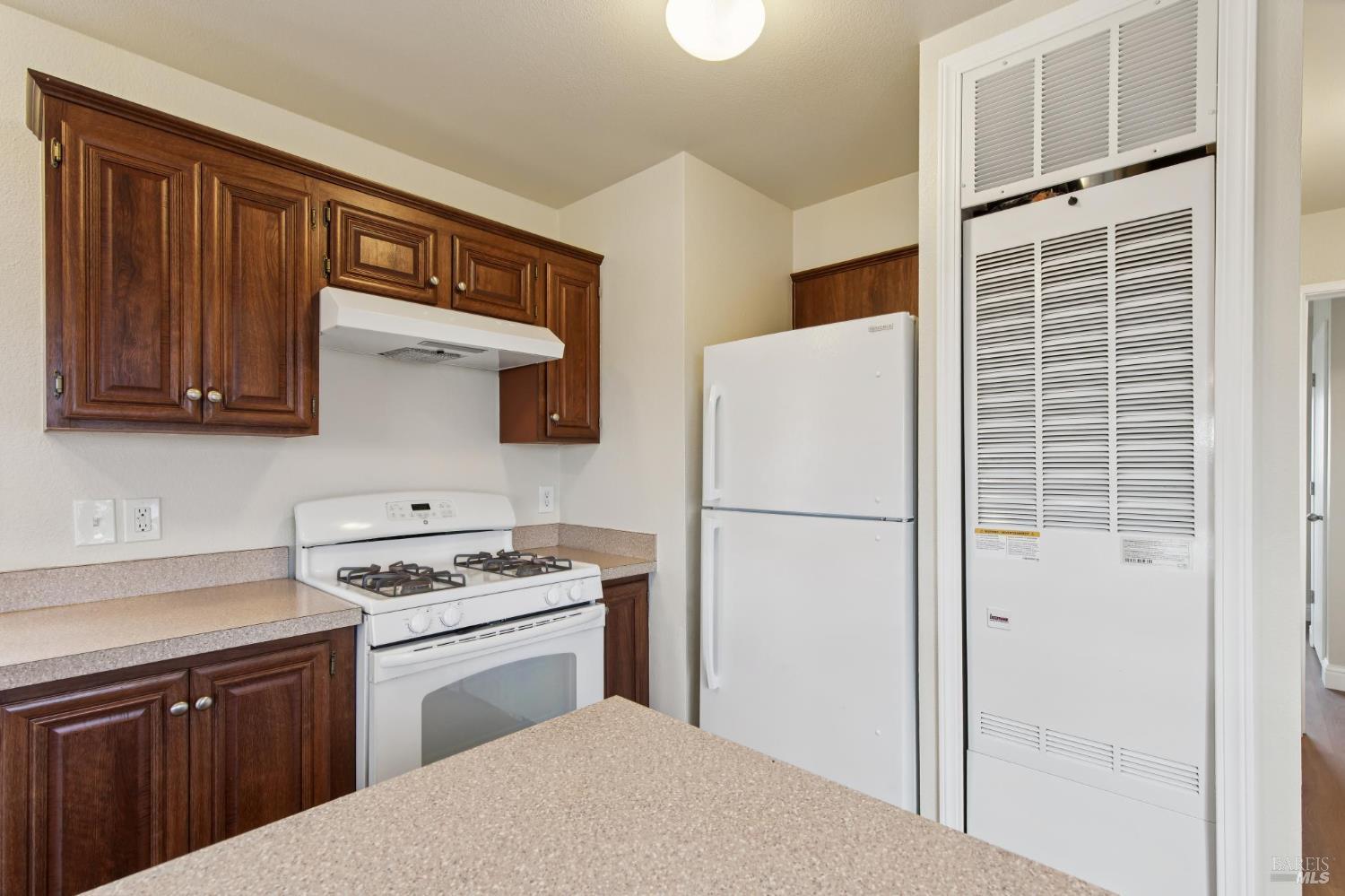 2130 Redwood Highway Unit: #C15