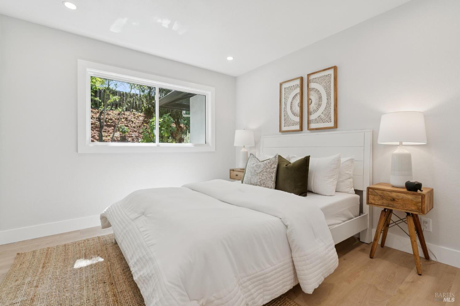 401 Alameda Del Prado