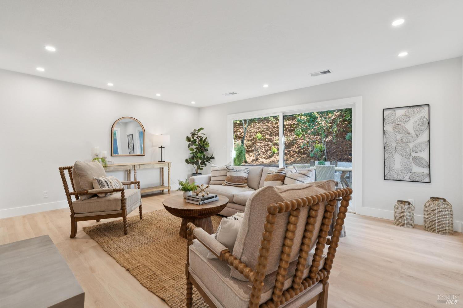 401 Alameda Del Prado