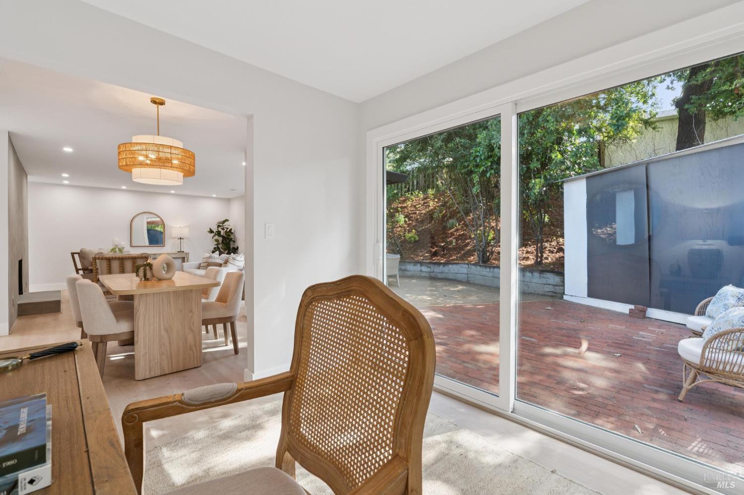 401 Alameda Del Prado