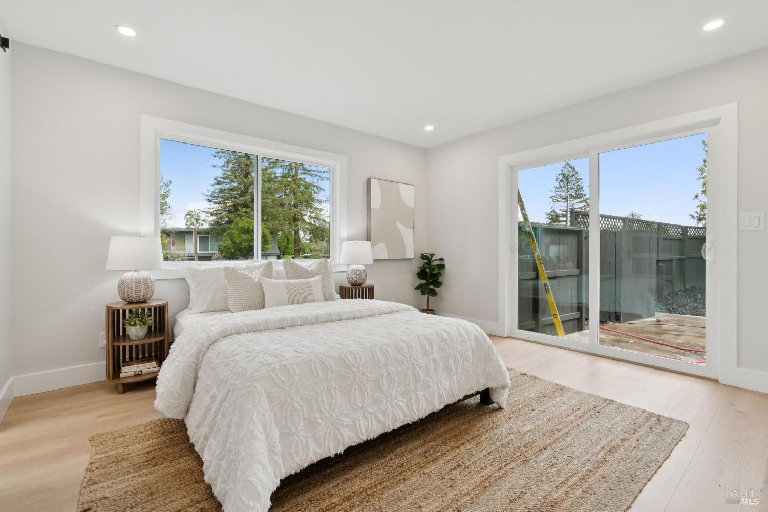 401 Alameda Del Prado