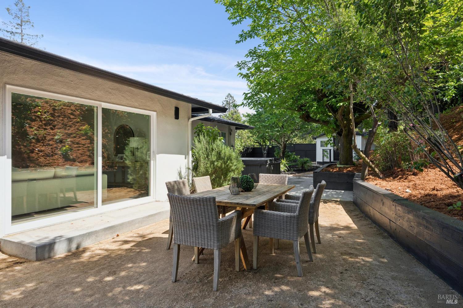 401 Alameda Del Prado