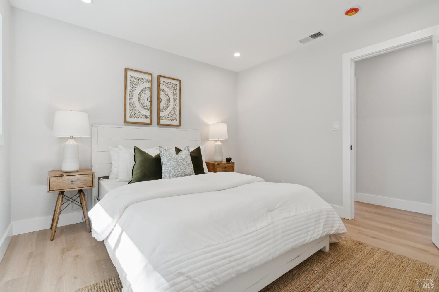 401 Alameda Del Prado