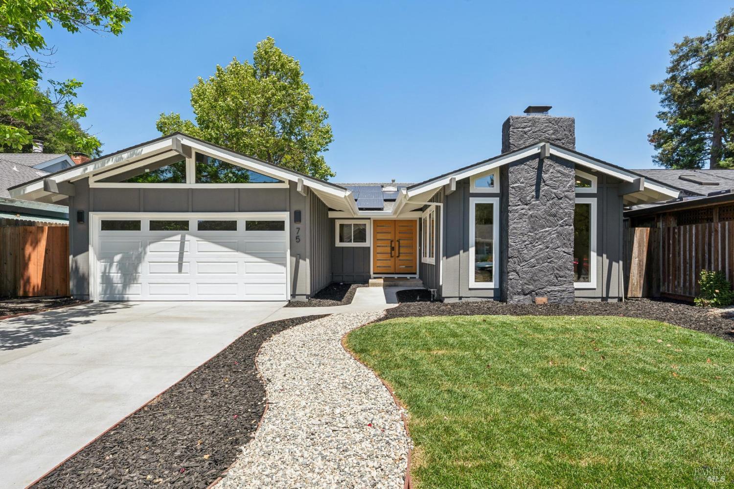 75 San Carlos Way