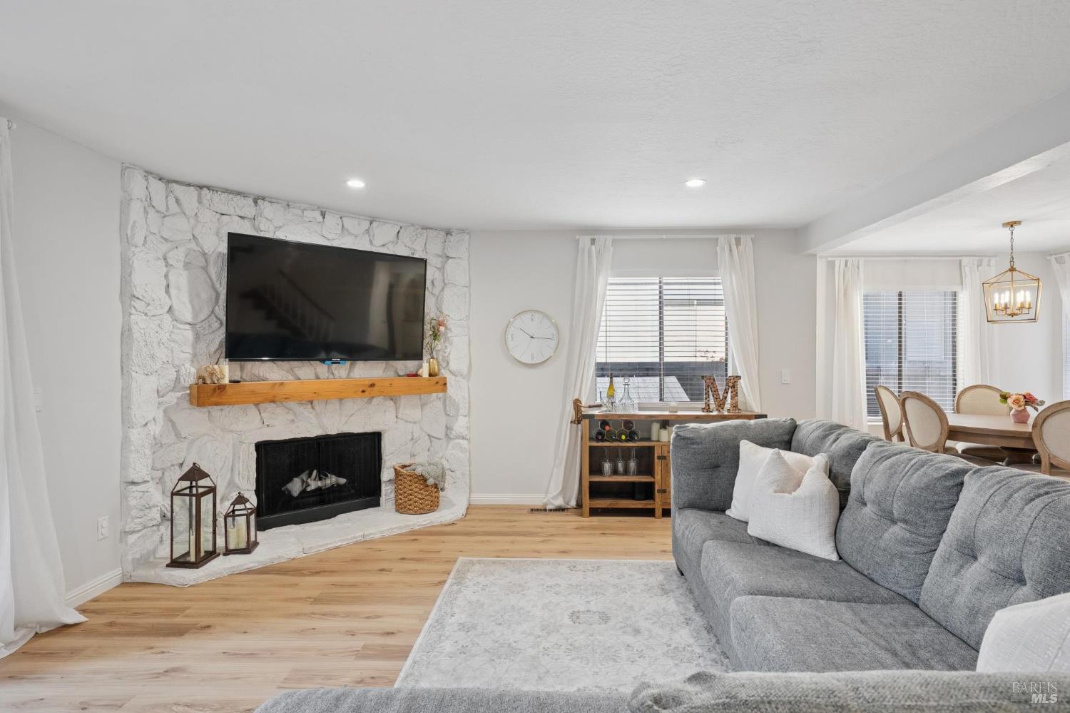 14 Alyssum Court