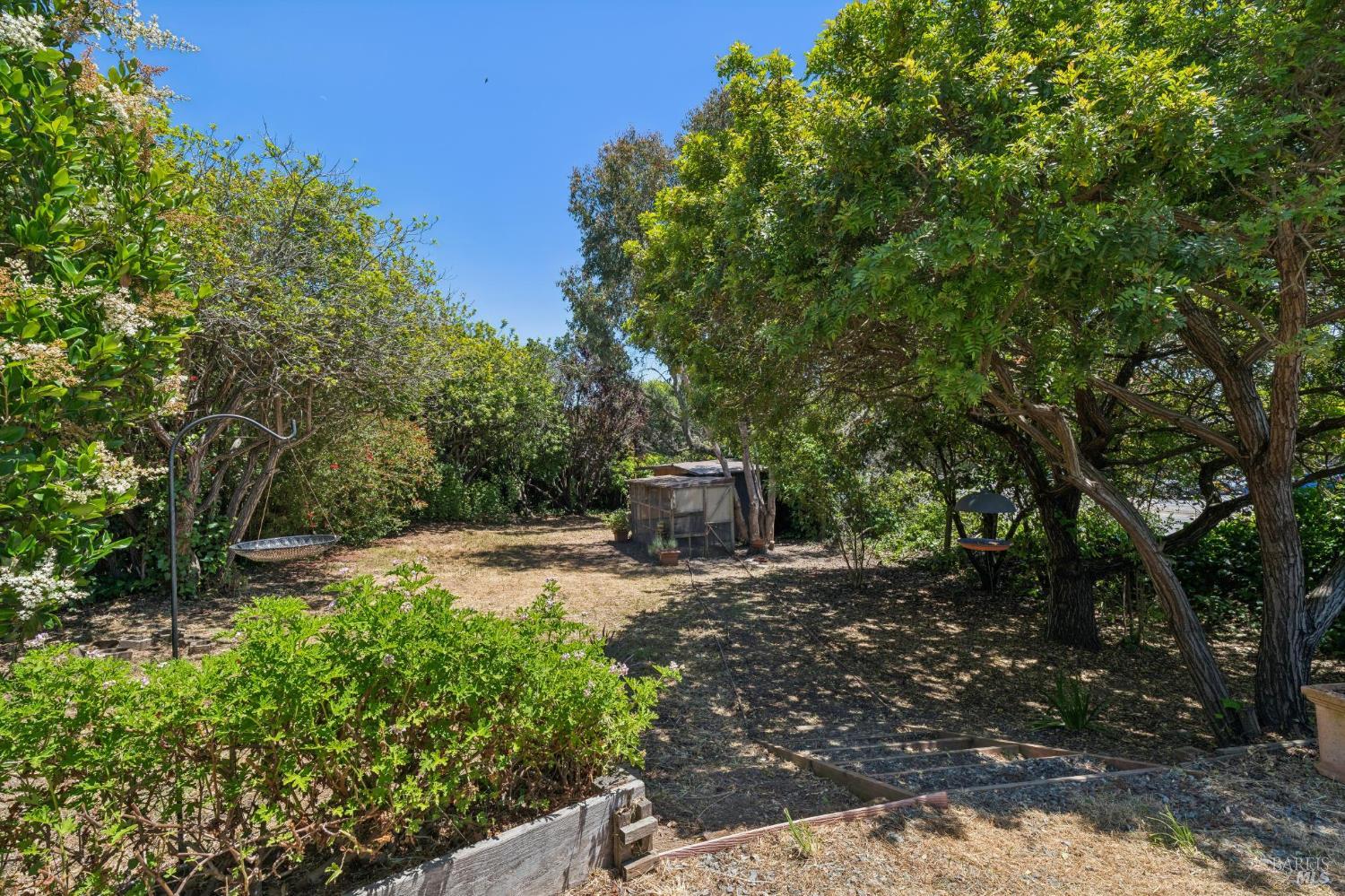 1 Bay Vista Court