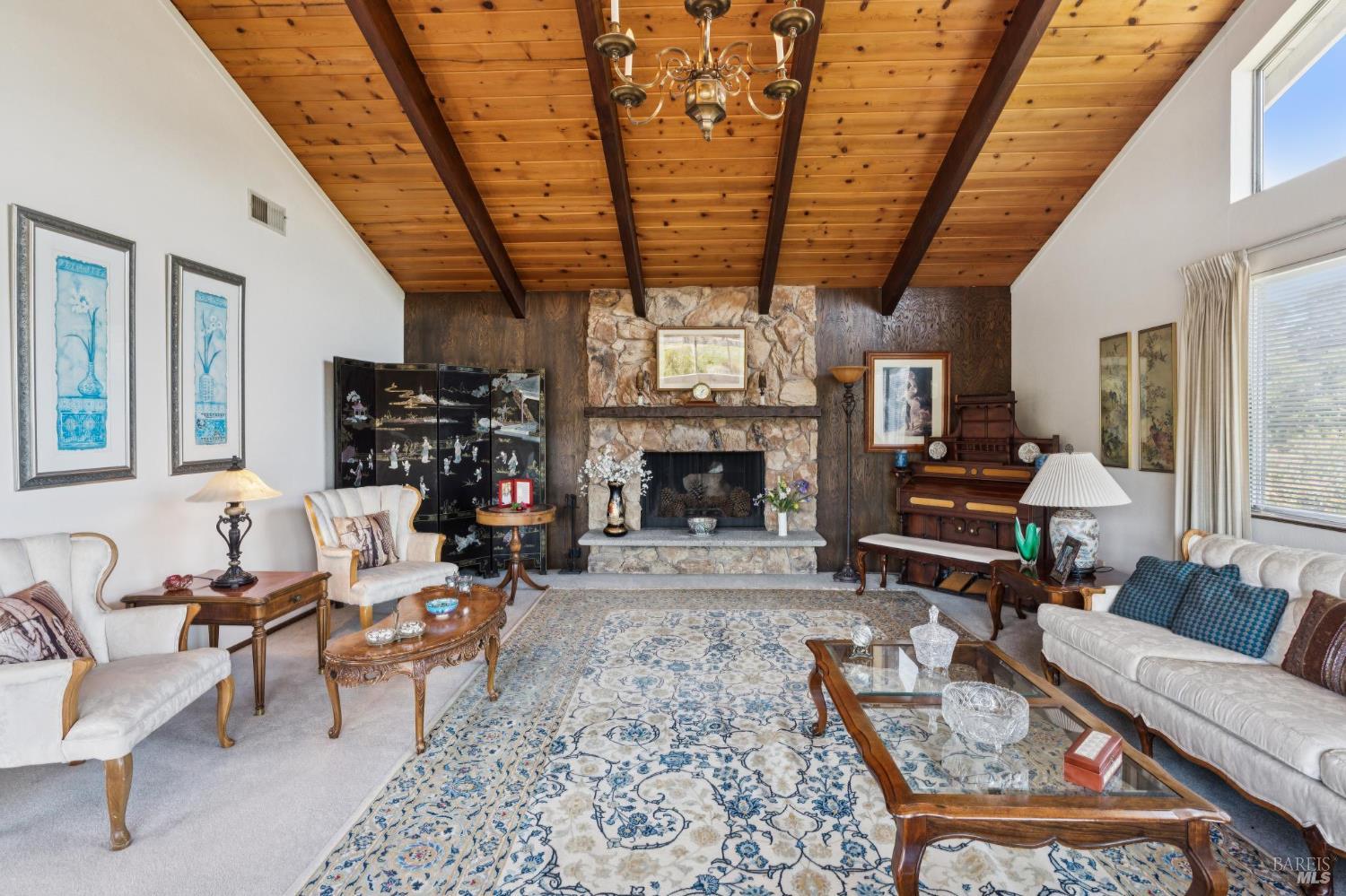 1 Bay Vista Court