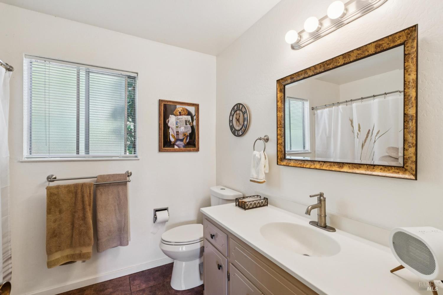 1 Bay Vista Court