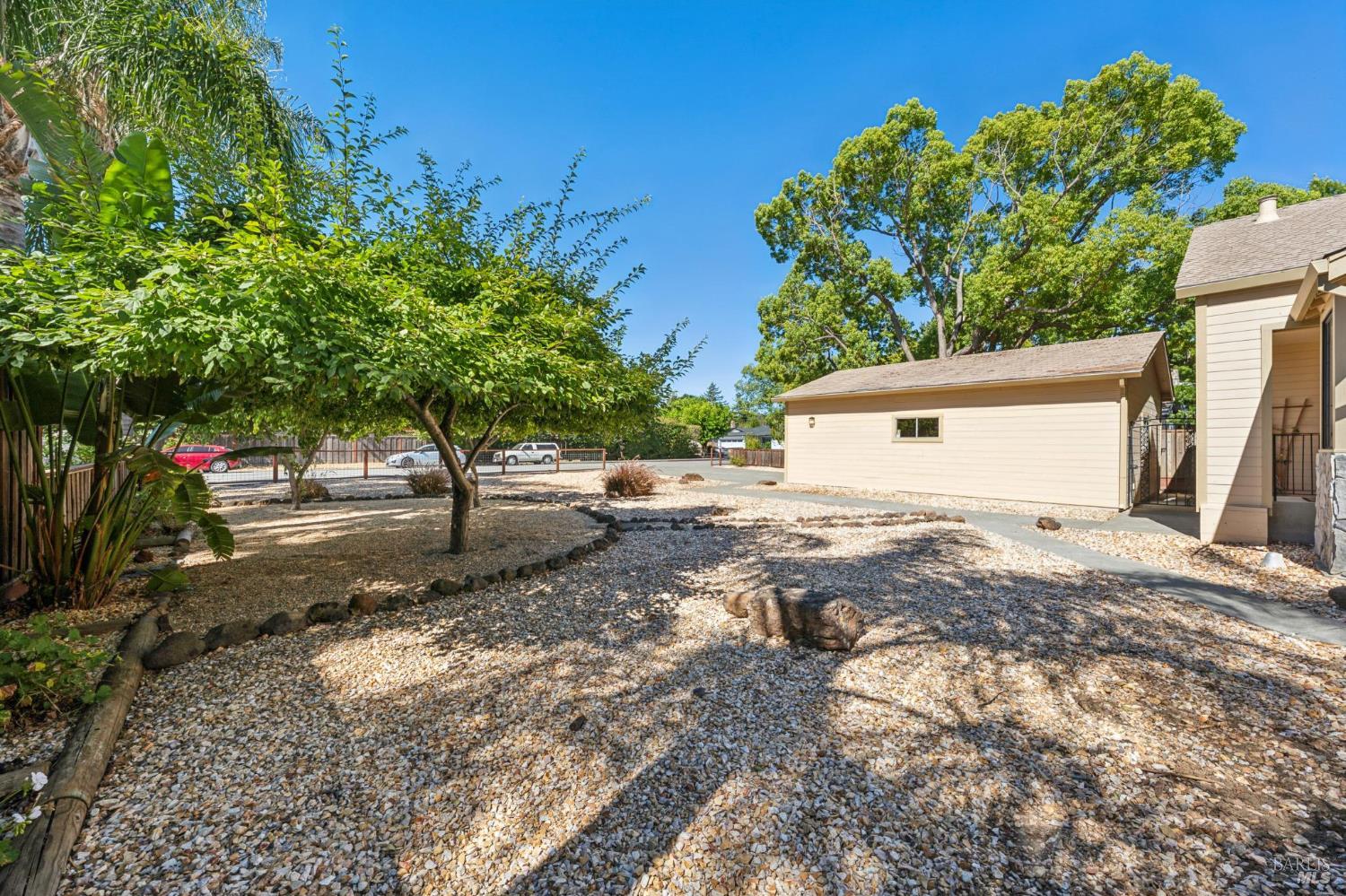 1824 Center Road