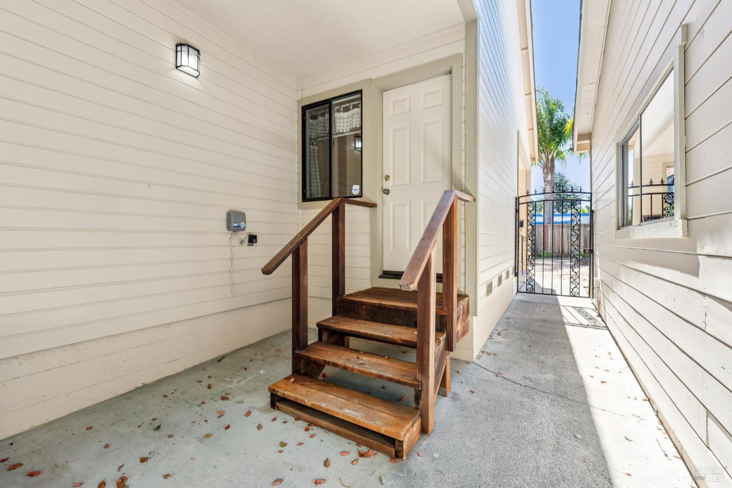 1824 Center Road