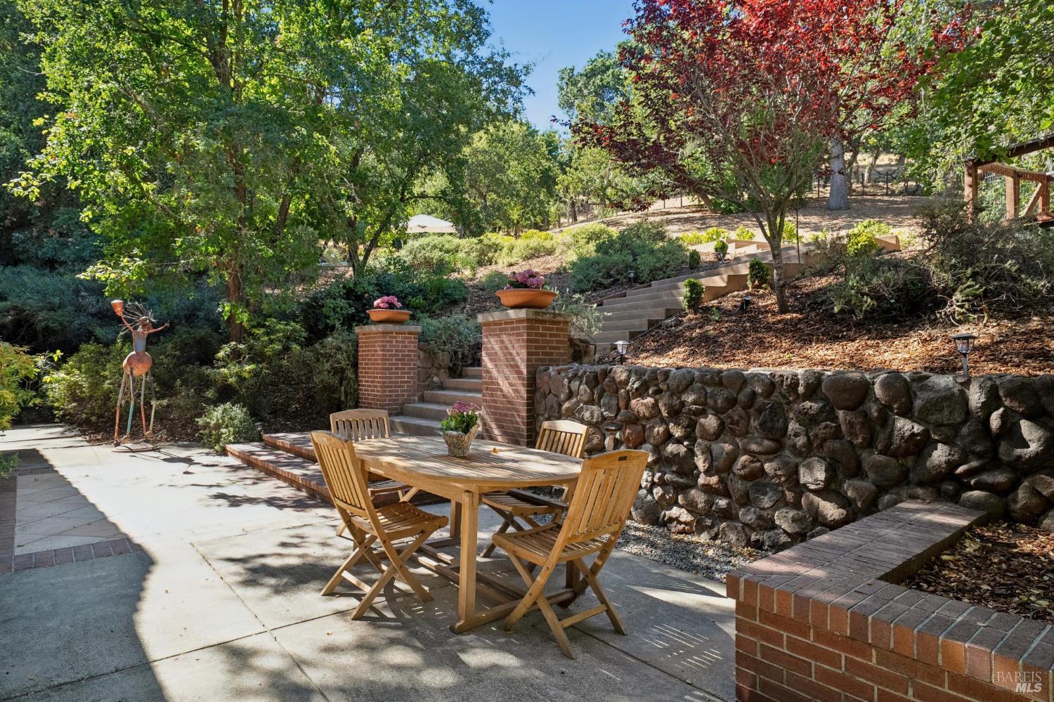 30 Oak Shade Lane