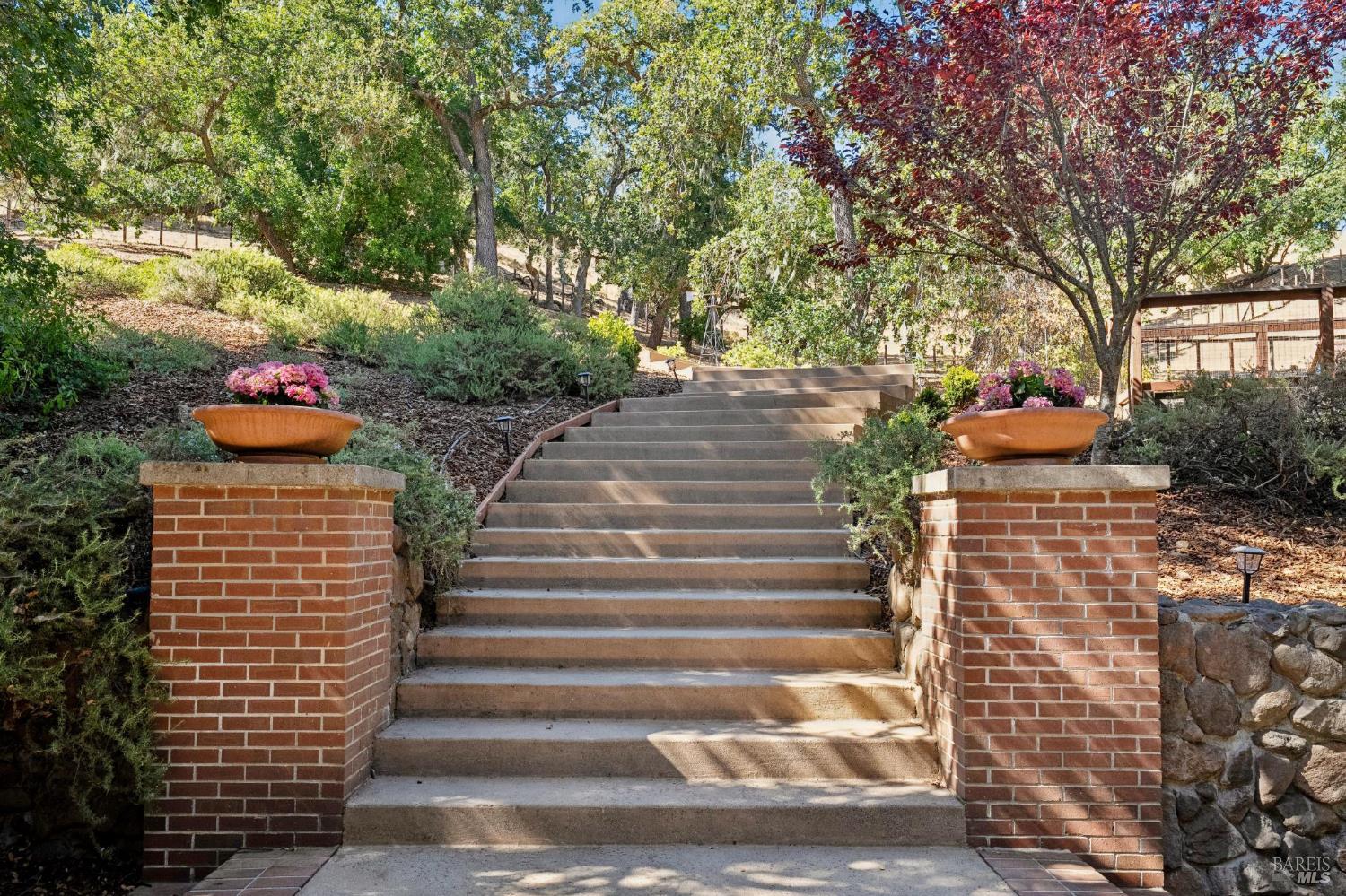 30 Oak Shade Lane