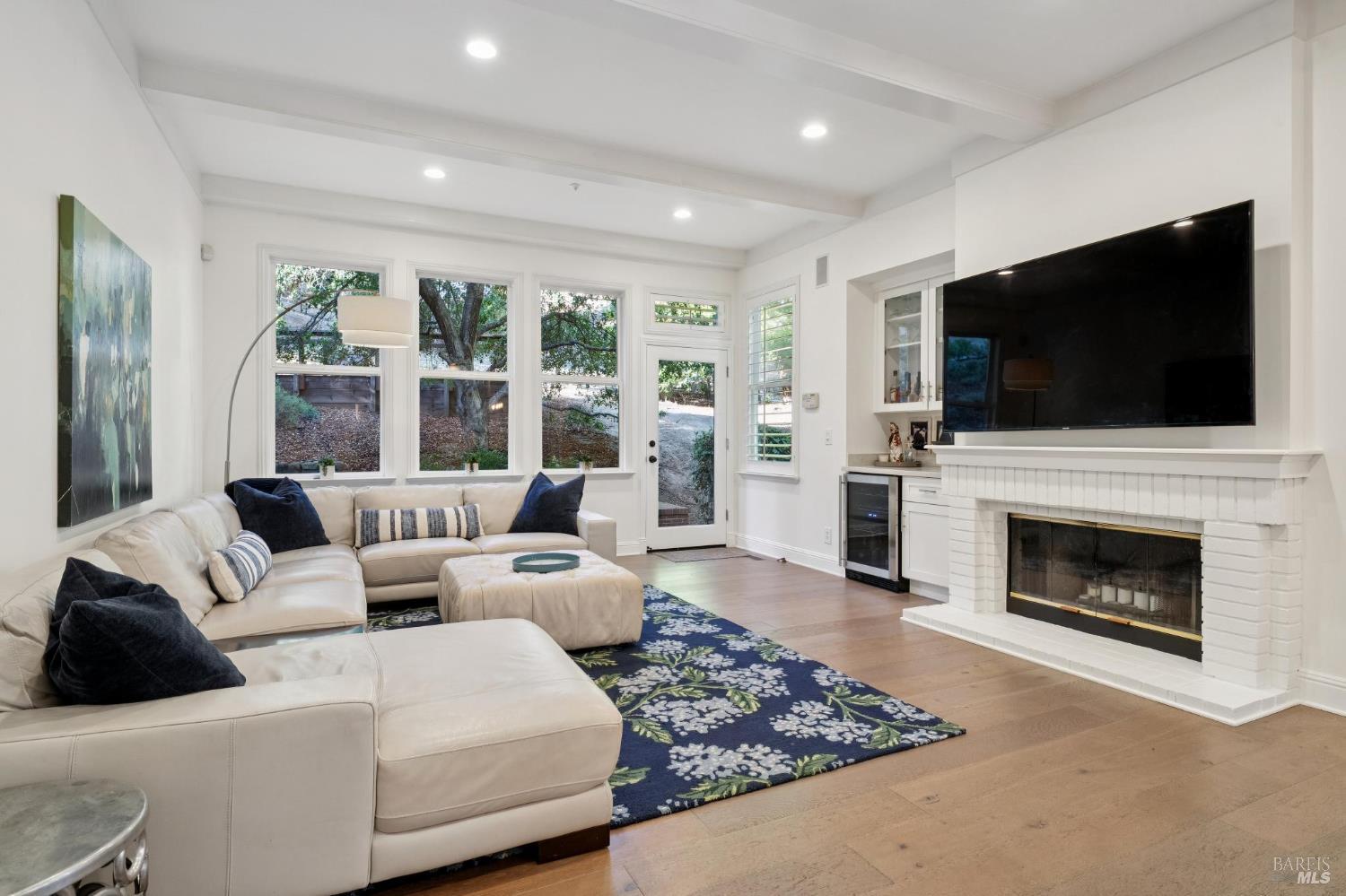 30 Oak Shade Lane
