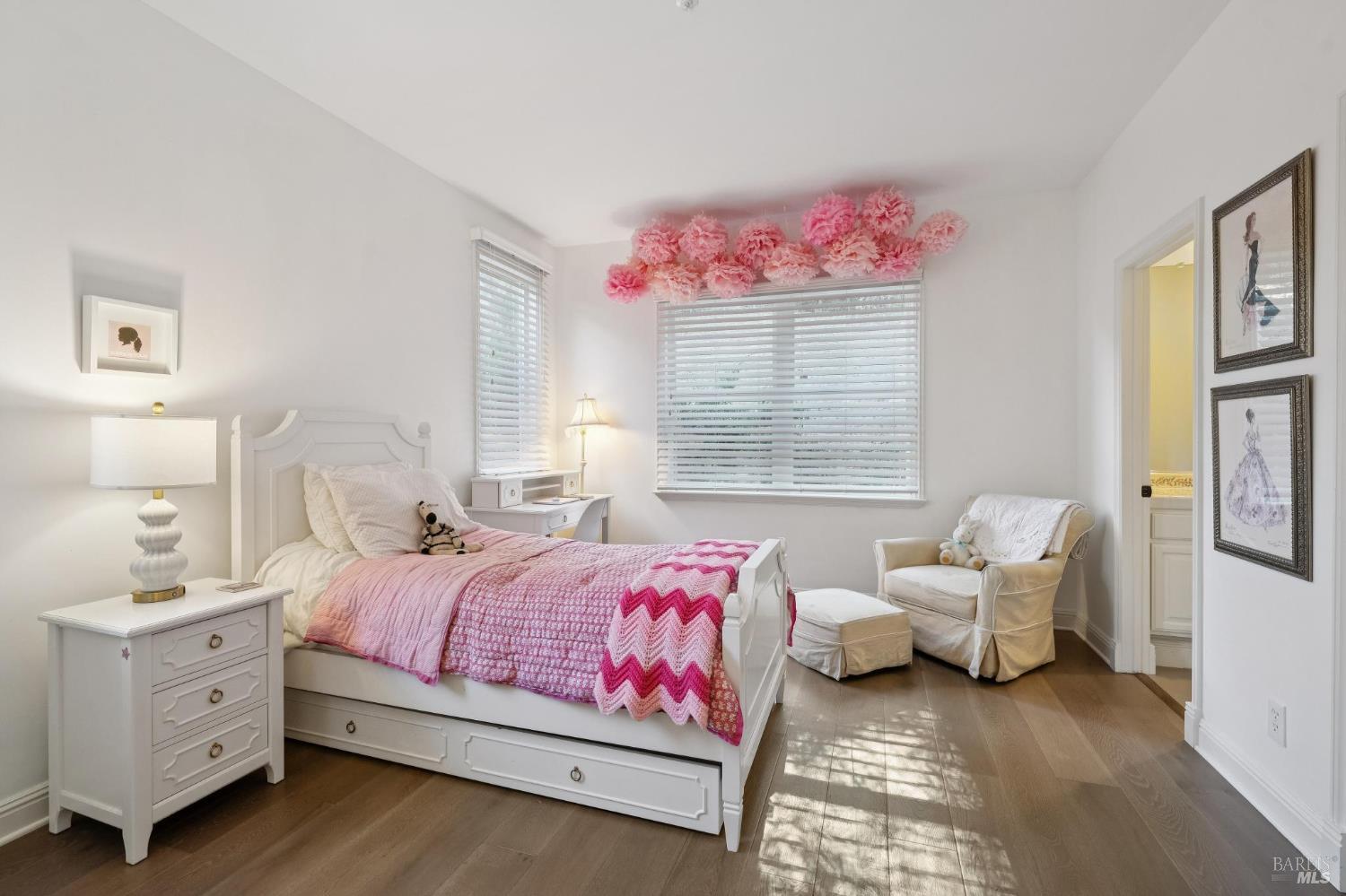 30 Oak Shade Lane