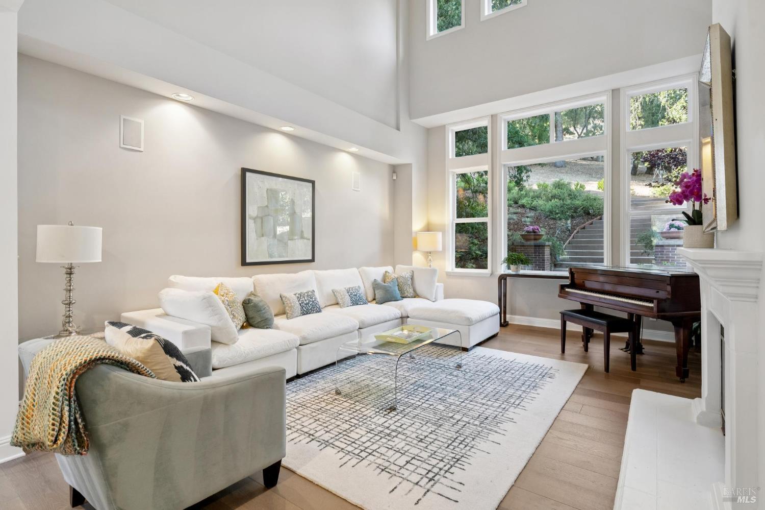30 Oak Shade Lane