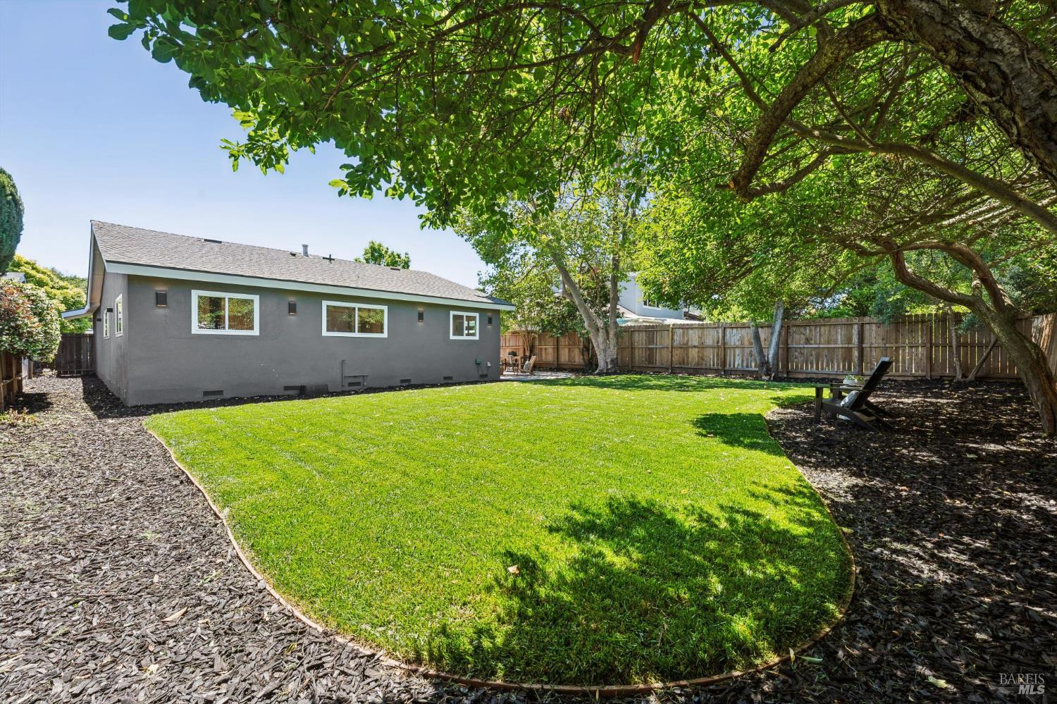 75 San Carlos Way