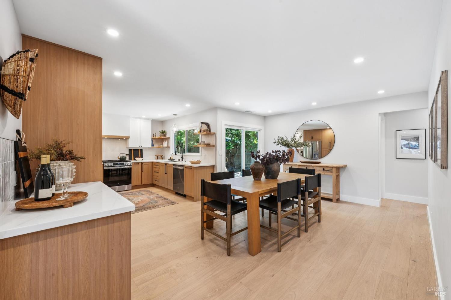 75 San Carlos Way